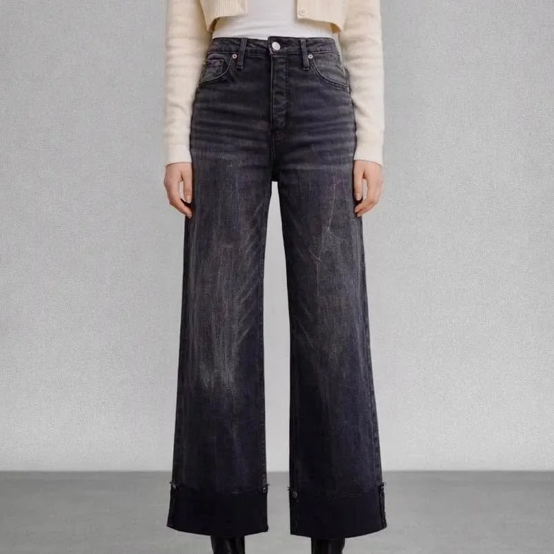 New washed black jeans are in stock!!!

#blackjeans #jeansarealwaysagoodidea #supportlocalshops