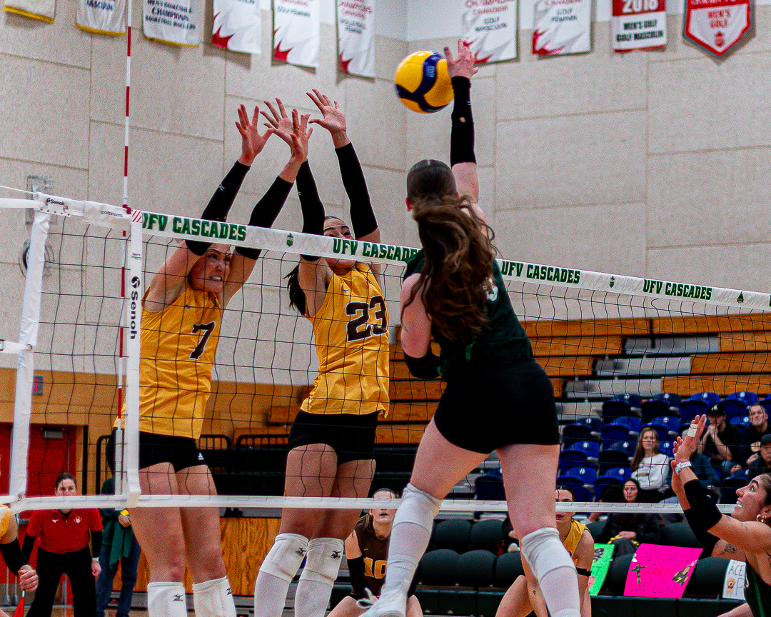 sports photos ufv vs manitoba-44.png