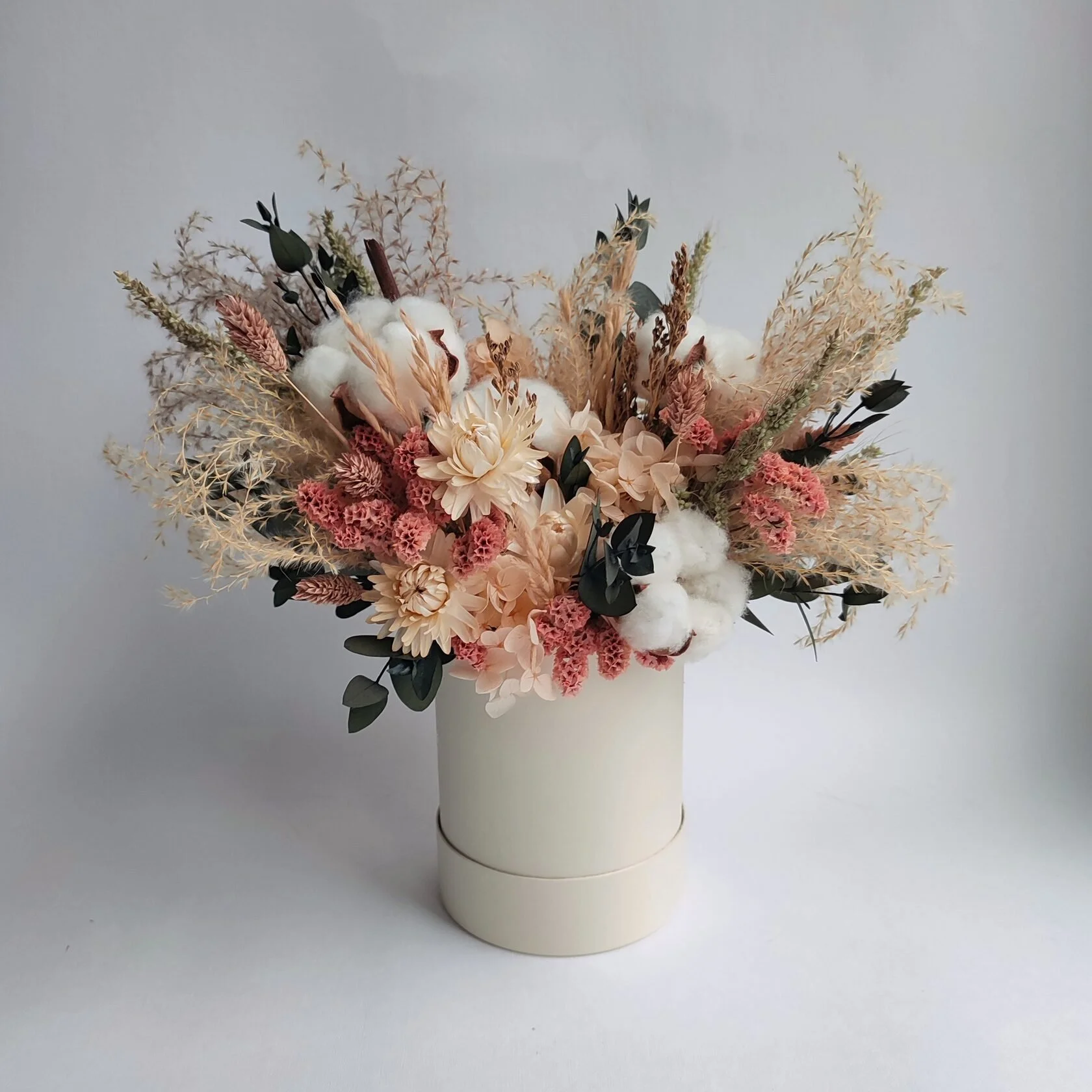 Preserved & Dry Flowers Arrangement In Box