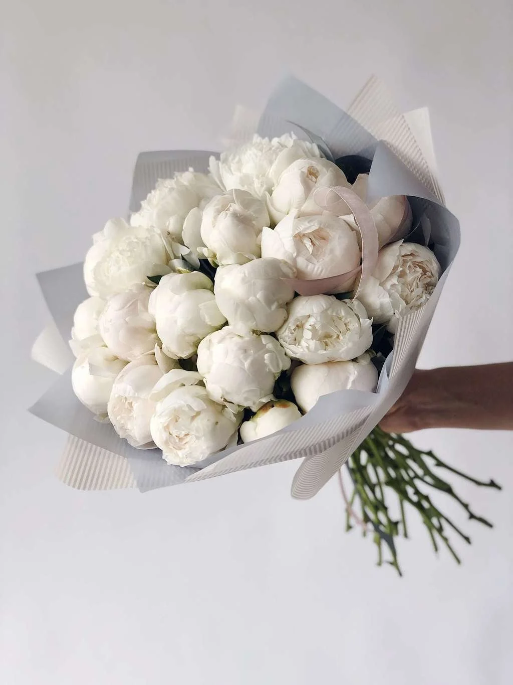 Snow & Silk Bouquet