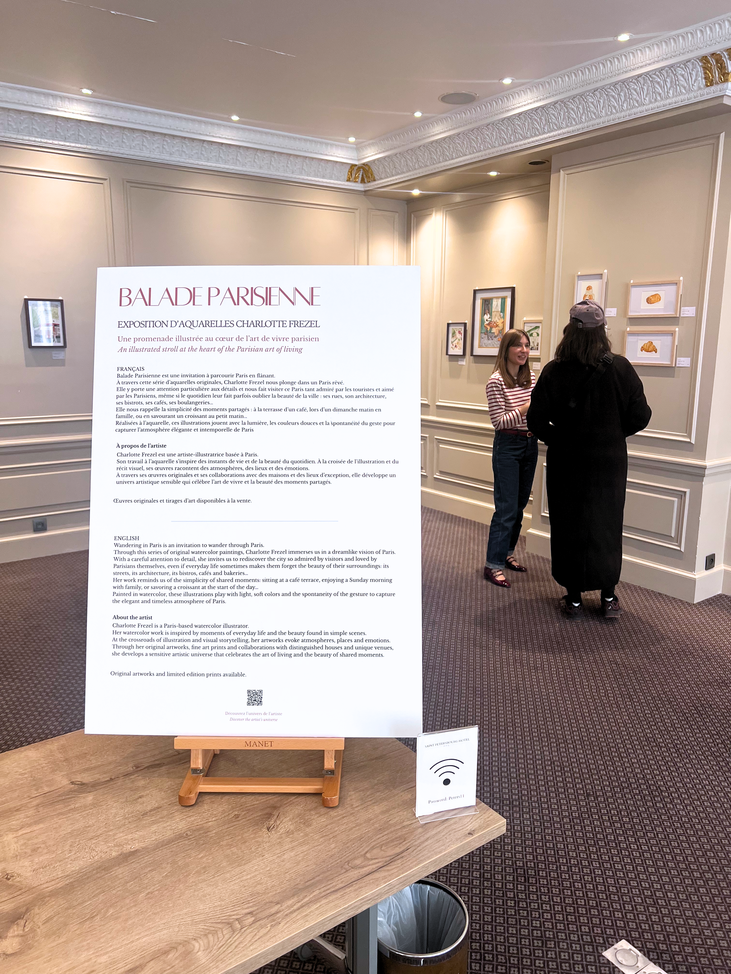 expo Balade Parisienne Charlotte Frezel Panneau d'affichage