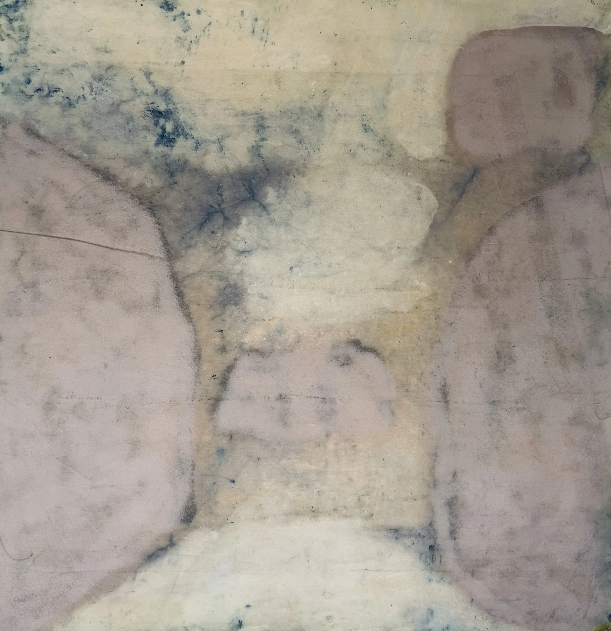 Out to the Ocean, 2025 (SOLD) / 
157 x 154 cm / 
Spray, pigment and mineral paint on canvas
