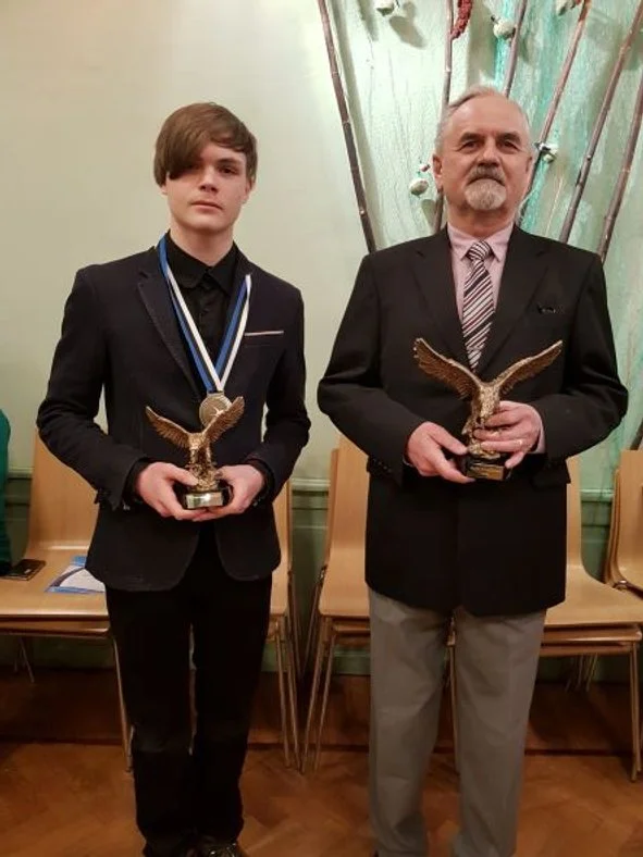 MLÜ tunnustas 2022. aasta parimaid piloote