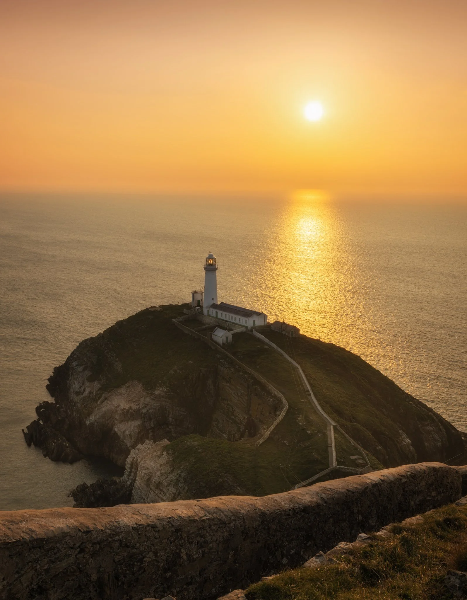 Southstack-Lighthouse-Holyhead.1jpg.jpeg