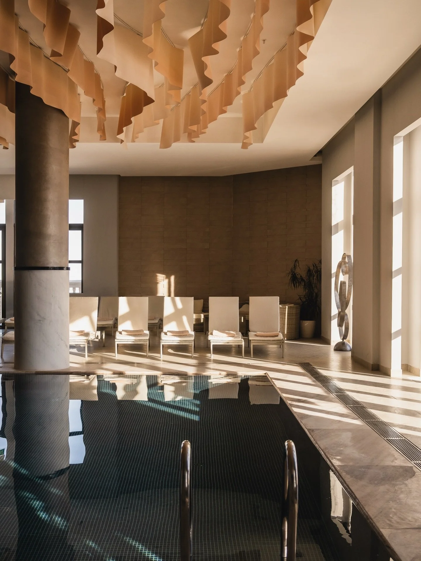 Quiet luxury, recovery, and calm in the mountains.
@pikpalacehotel 

 #LuxuryWellnessTravel #SpaHotel #MountainEscape #ShahdagAzerbaijan  #LuxuryHotelPhotography