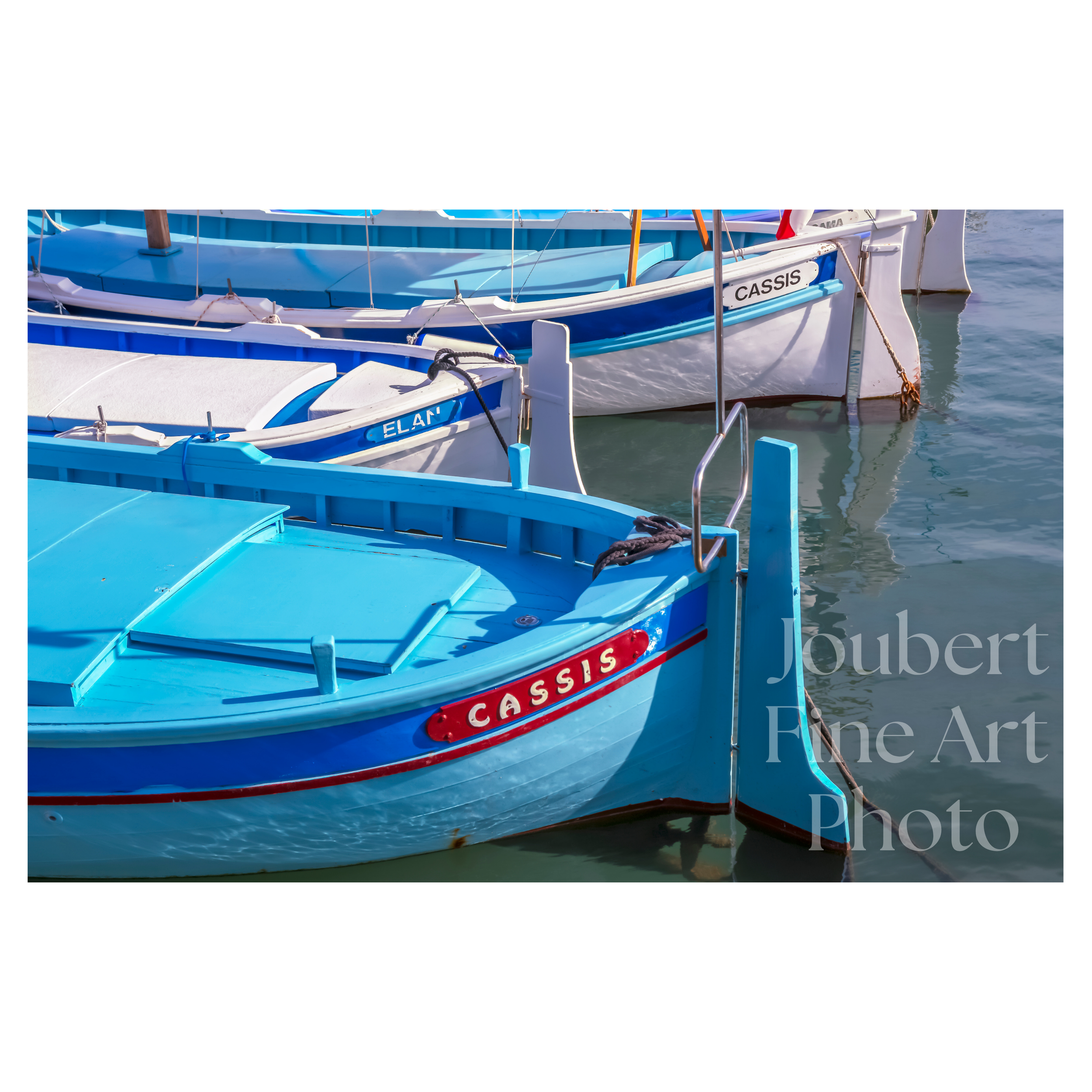 Boldly blue in Cassis