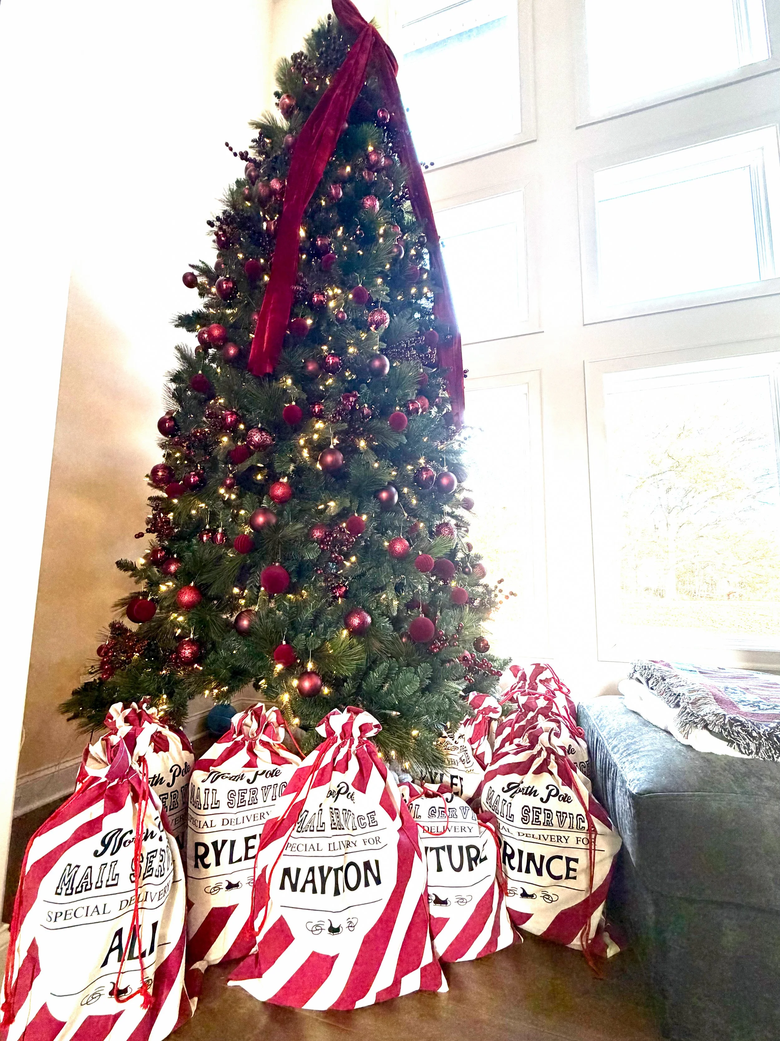 HOLIDAY GIFTING options for your littles. 