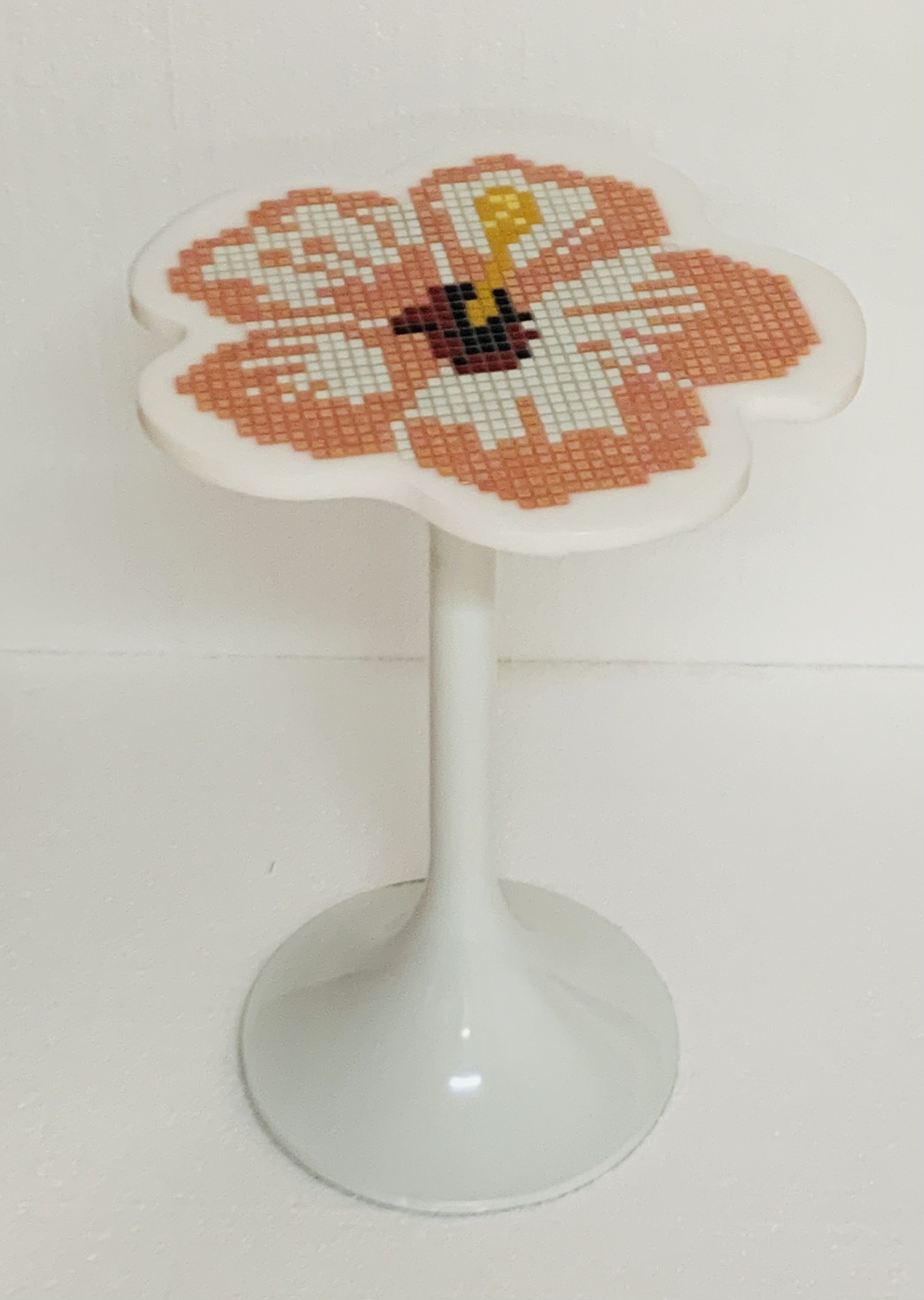 hibiscus white cropped 2.jpg