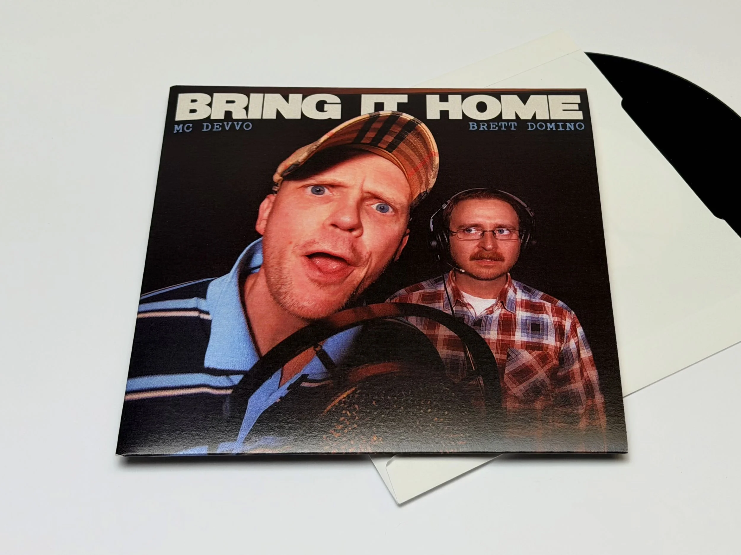 Devvo / Brett Domino 7” sleeve