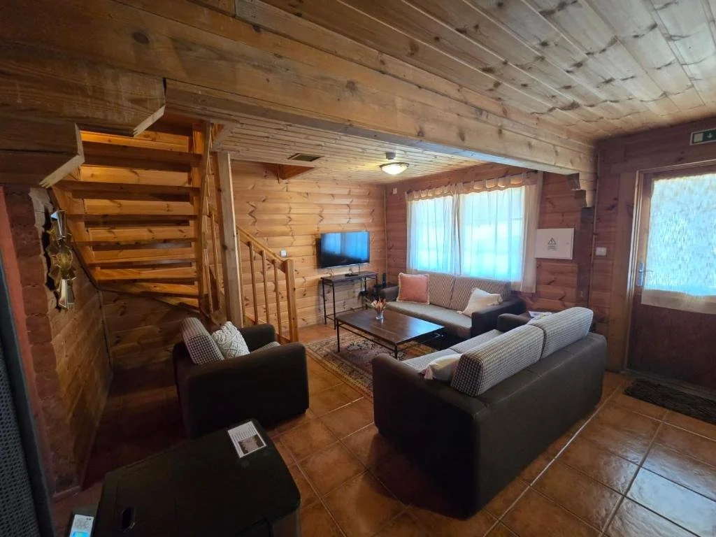 chalet 37 3.jpg