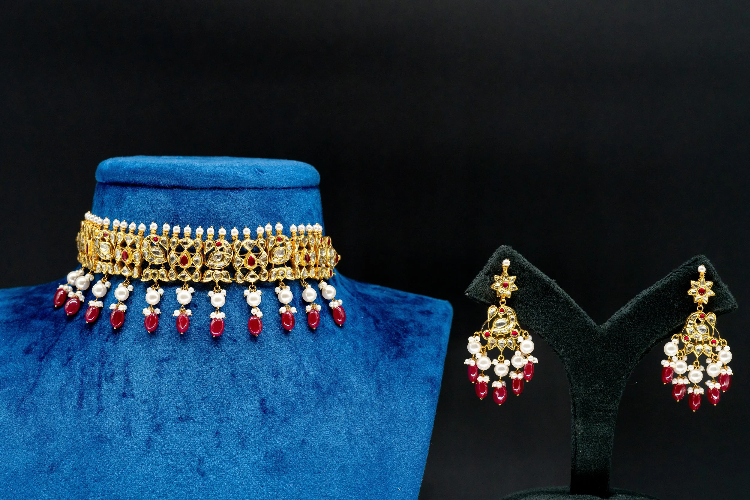 Navya Kundan Choker Set