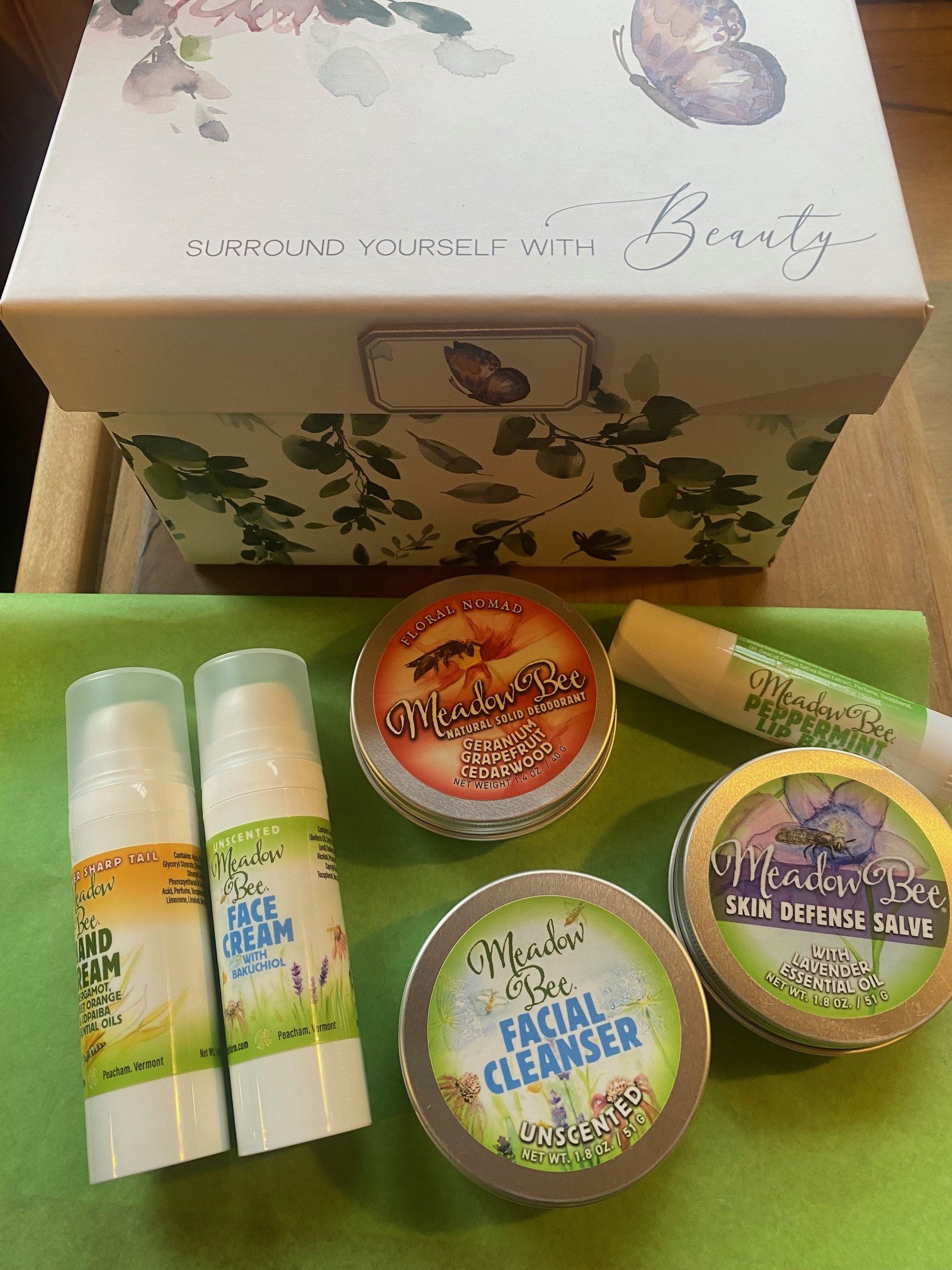Gift Box $100.jpg