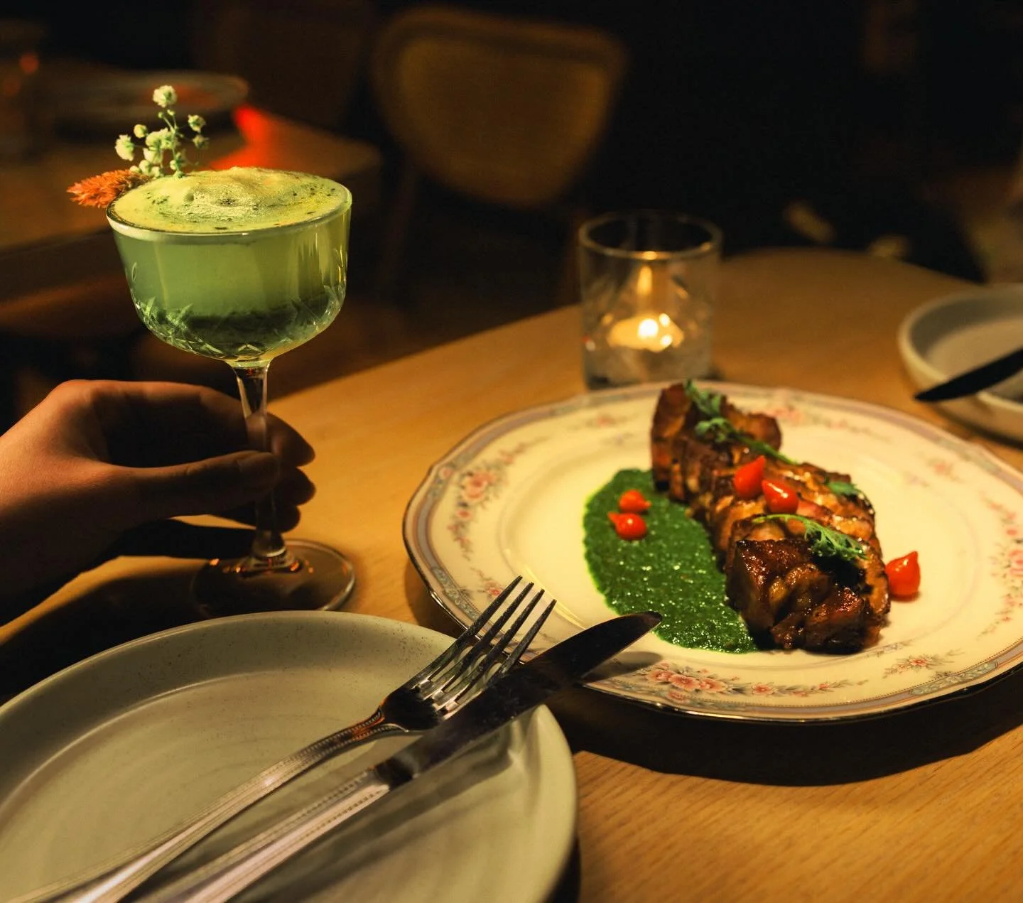 Iberico Pork Char Siu
bajan green seasoning, cassareep glaze 

A certified AYLA classic 

Dine with us this week! Book your tables at aylaupstairs.com 

📸: @artsandrec