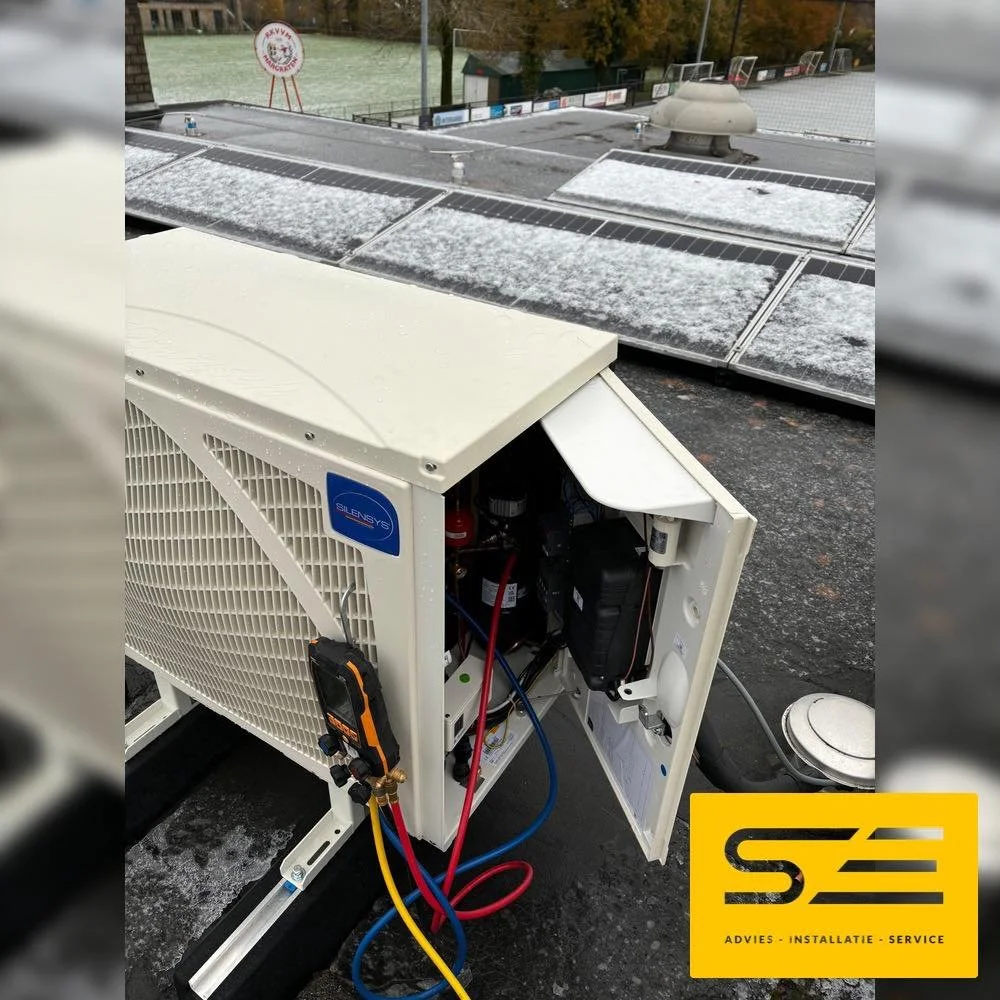 🟡 KOUD BUITEN, KOUDER BINNEN!

Wij houden het hoofd &eacute;n de installatie koel, ongeacht de buitentemperatuur! Onlangs mochten we deze mooie installatie realiseren ✌️

#Koeltechniek #KoudBuitenKouderBinnen #SchobersEngineering #IJskoudVakmanschap