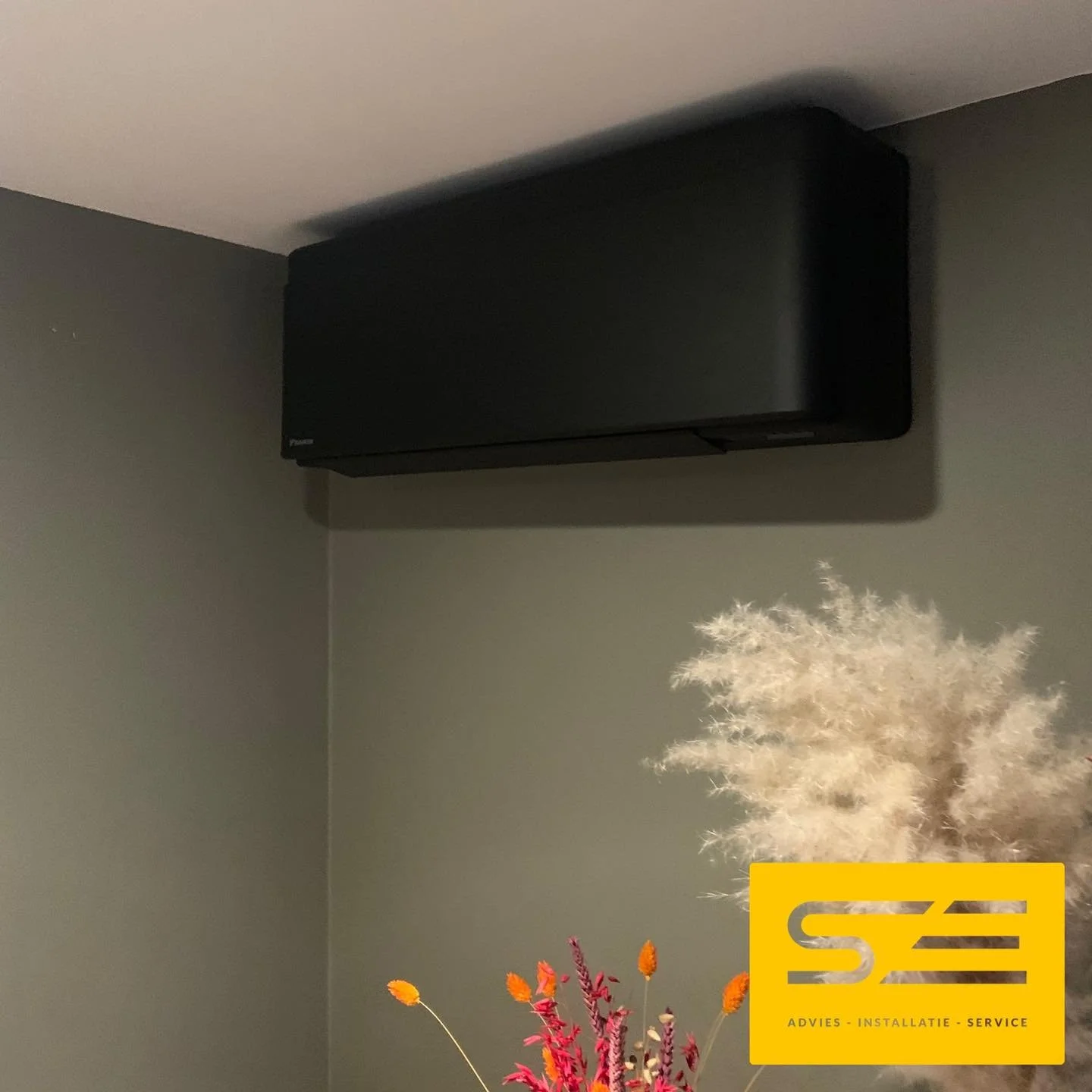 ❄️ Koel de zomer in met stijl! ❄️

De warme dagen komen eraan! Wil jij genieten van ultiem comfort en een strak design in huis? Kies voor een Daikin Stylish airco van Schobers Engineering! Deze energiezuinige topper koelt, verwarmt &eacute;n zuivert 