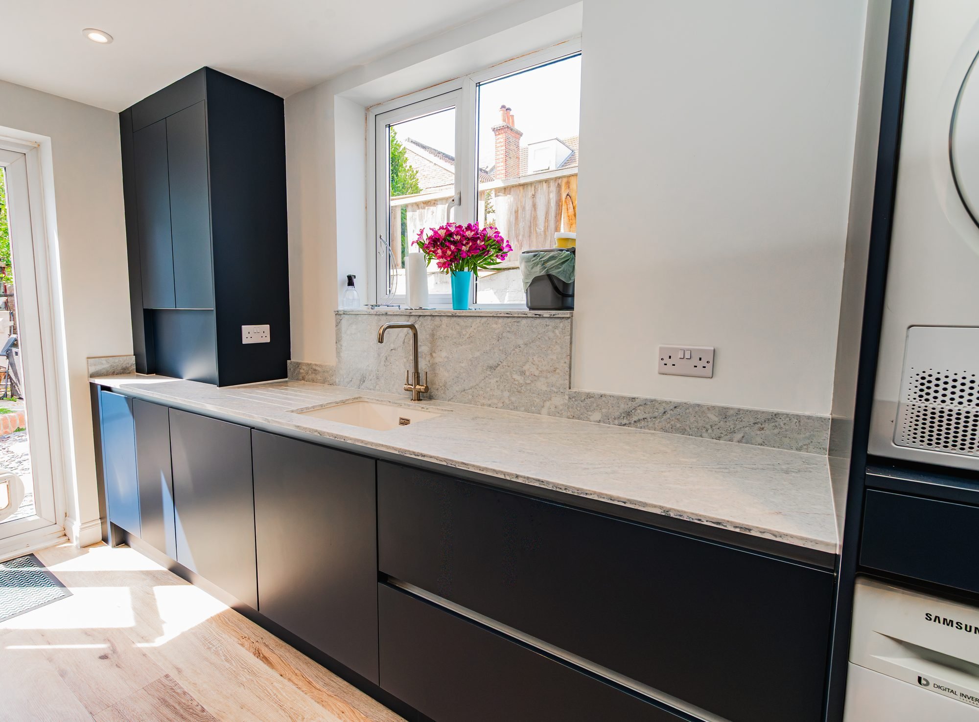 bognor-indigo-kitchen-hero.jpg