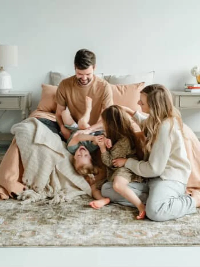 It&rsquo;s almost studio family session season and I can&rsquo;t wait!!

📷: @jaimee.k.photography