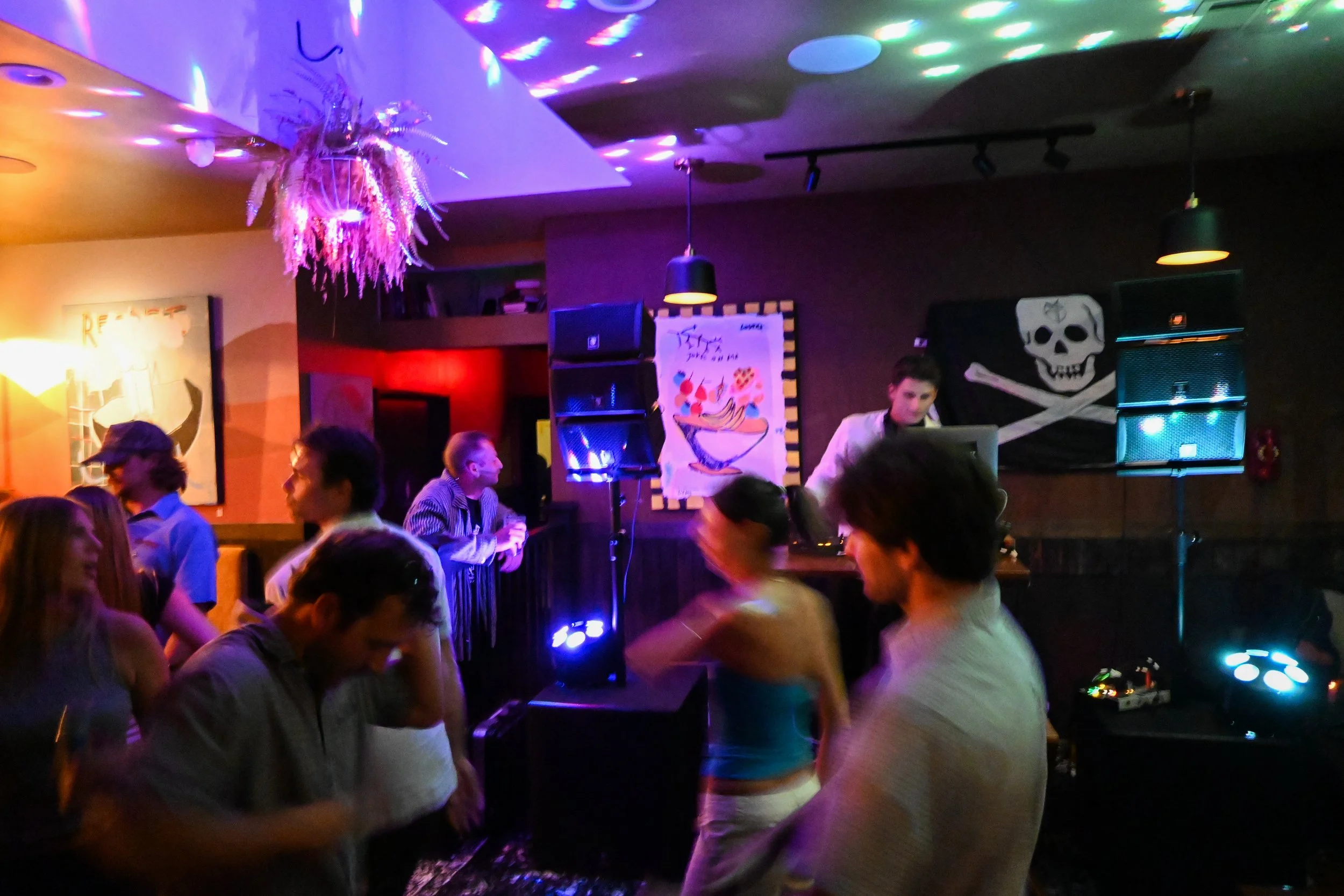 7.17.26.SlomagikSevenBar-48.jpg