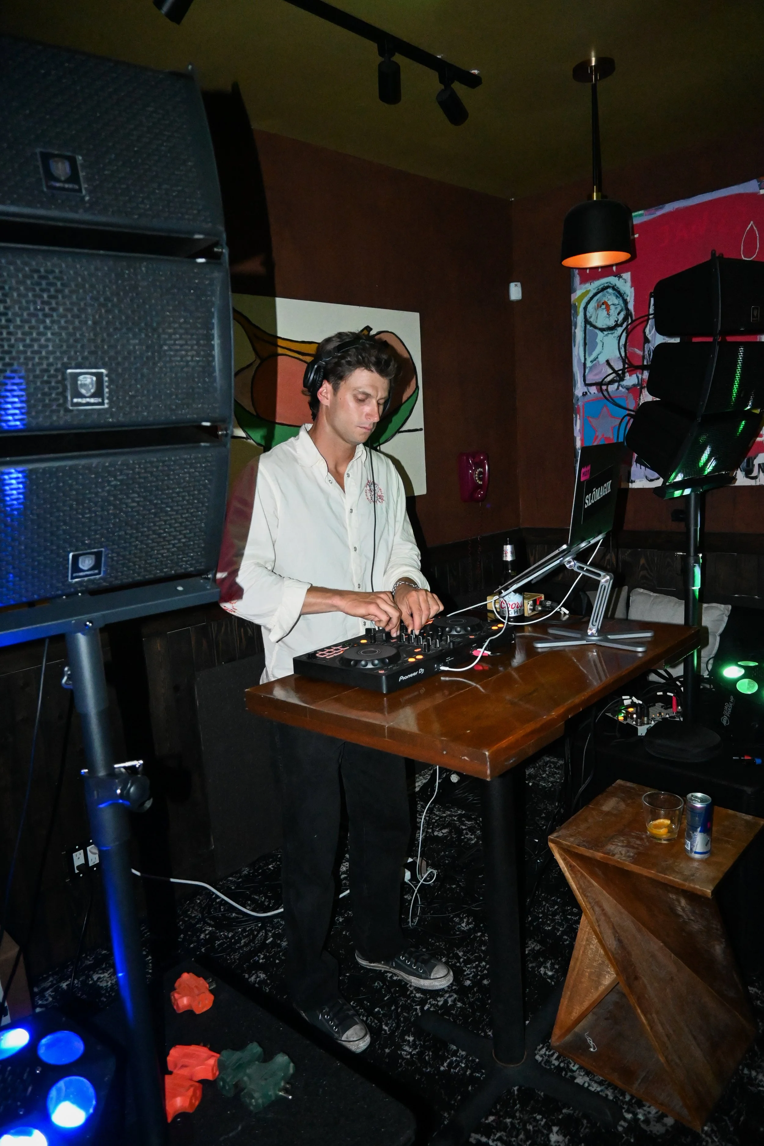 7.17.26.SlomagikSevenBar-04.jpg
