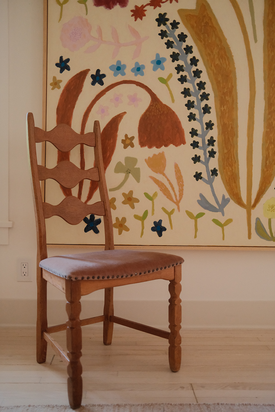 Chair_resize_1.png