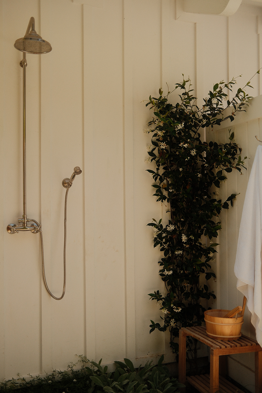 Shower_resize_3.png