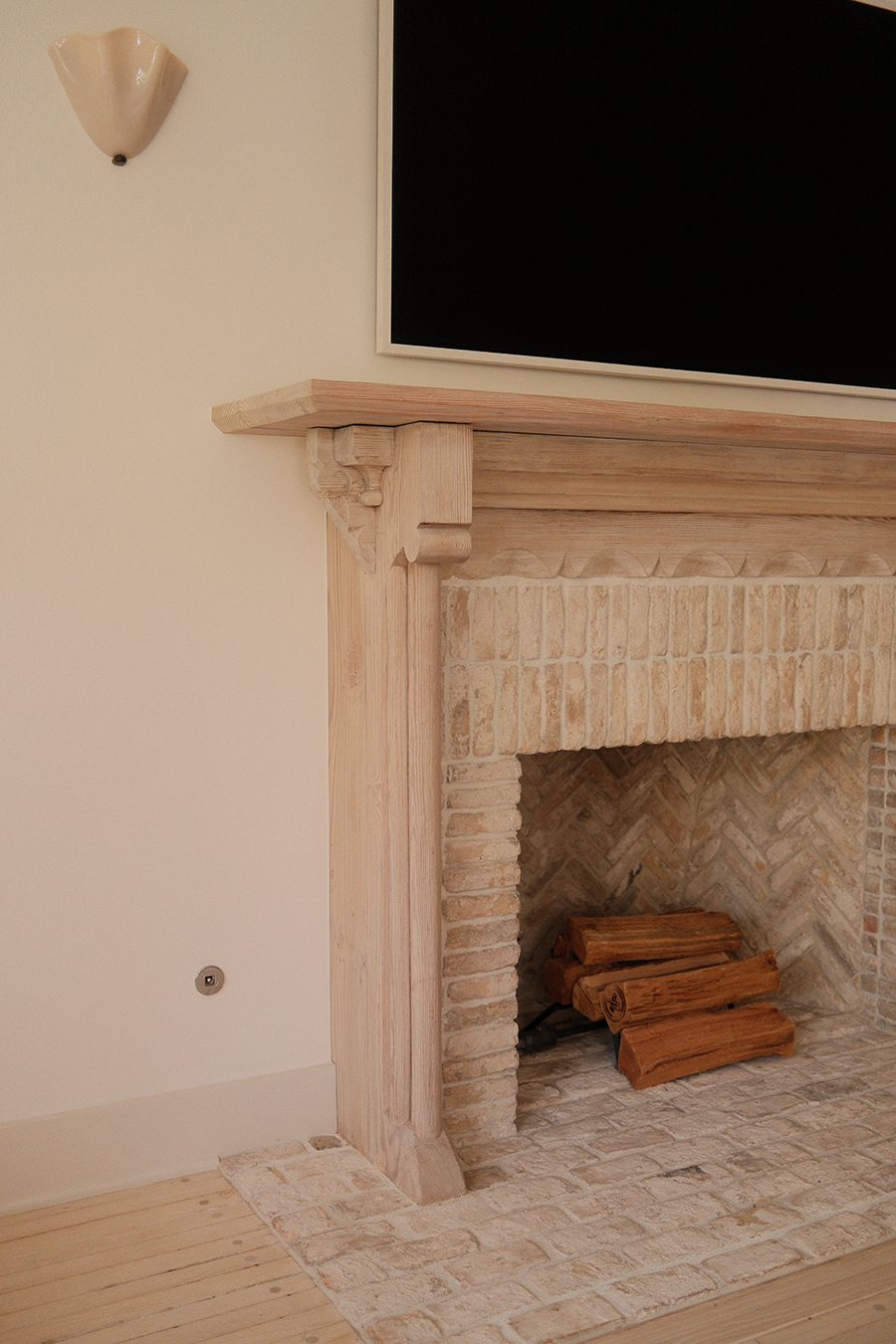 Fireplace_resize_2.png