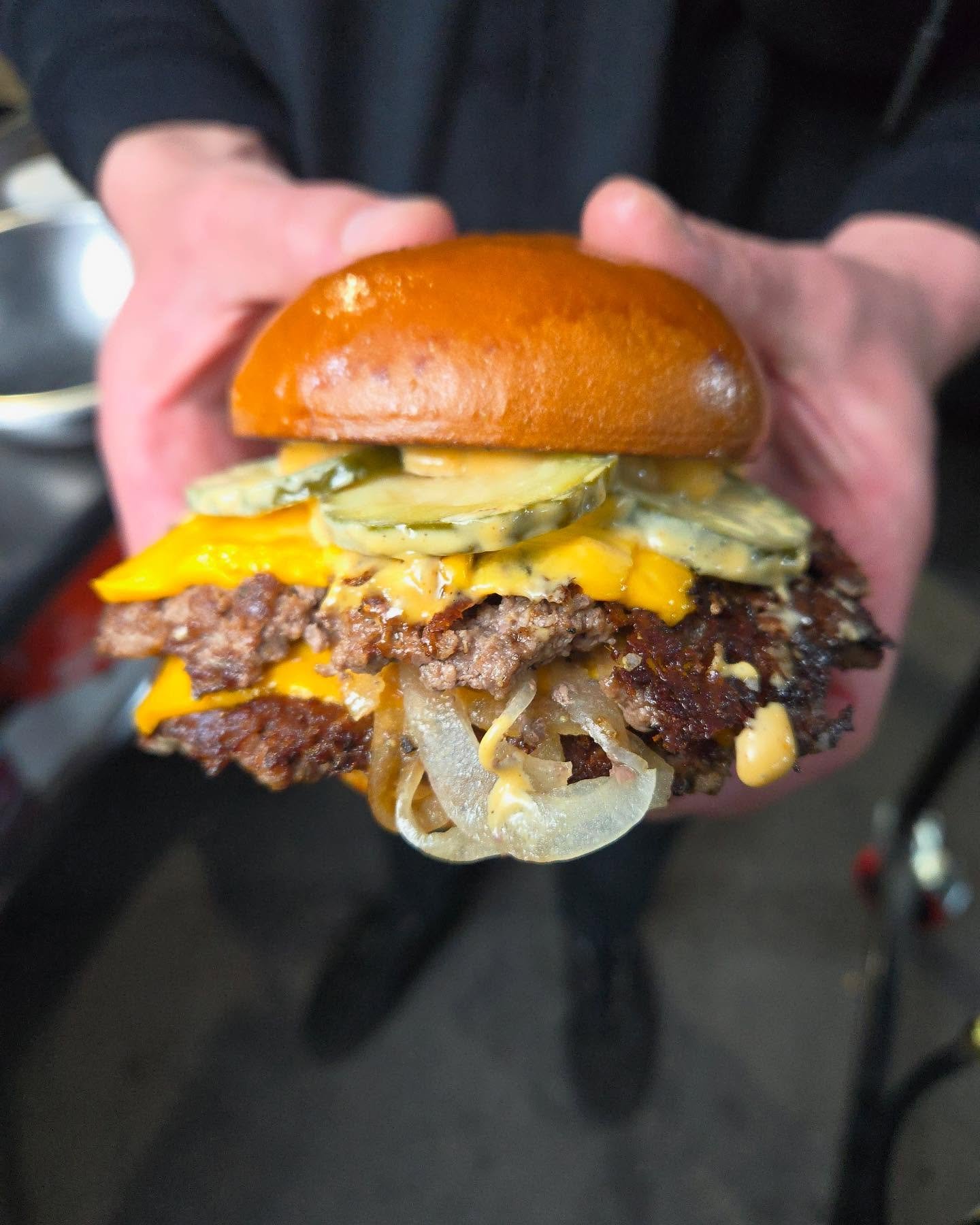 Starting tomorrow 2/28 we will be @ghillschamber farmers market on Fridays! 
5:30pm to 9:00pm Chatsworth &amp; White Oak. See y&rsquo;all there. 

#fulltimeburgers#burgers#smashburgers#granadahills#granadahillsfarmersmarket#farmersmarket#food