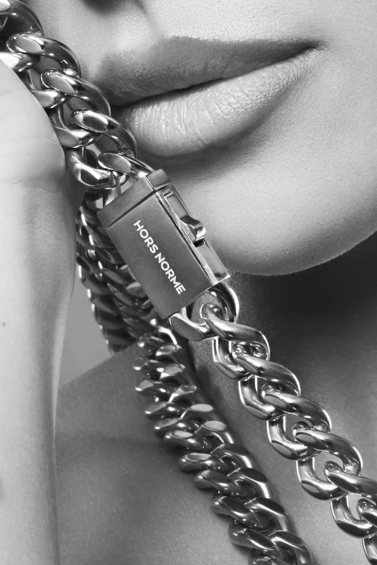 Bryan Egan, hors norme, jewelry 
commercial makeup artist, bridal mua, celebrity, red carpet, editorial makeup, clean natural makeup, headshots makeup, destination mua, private makeup lessons in person online, engagement makeup, nina park