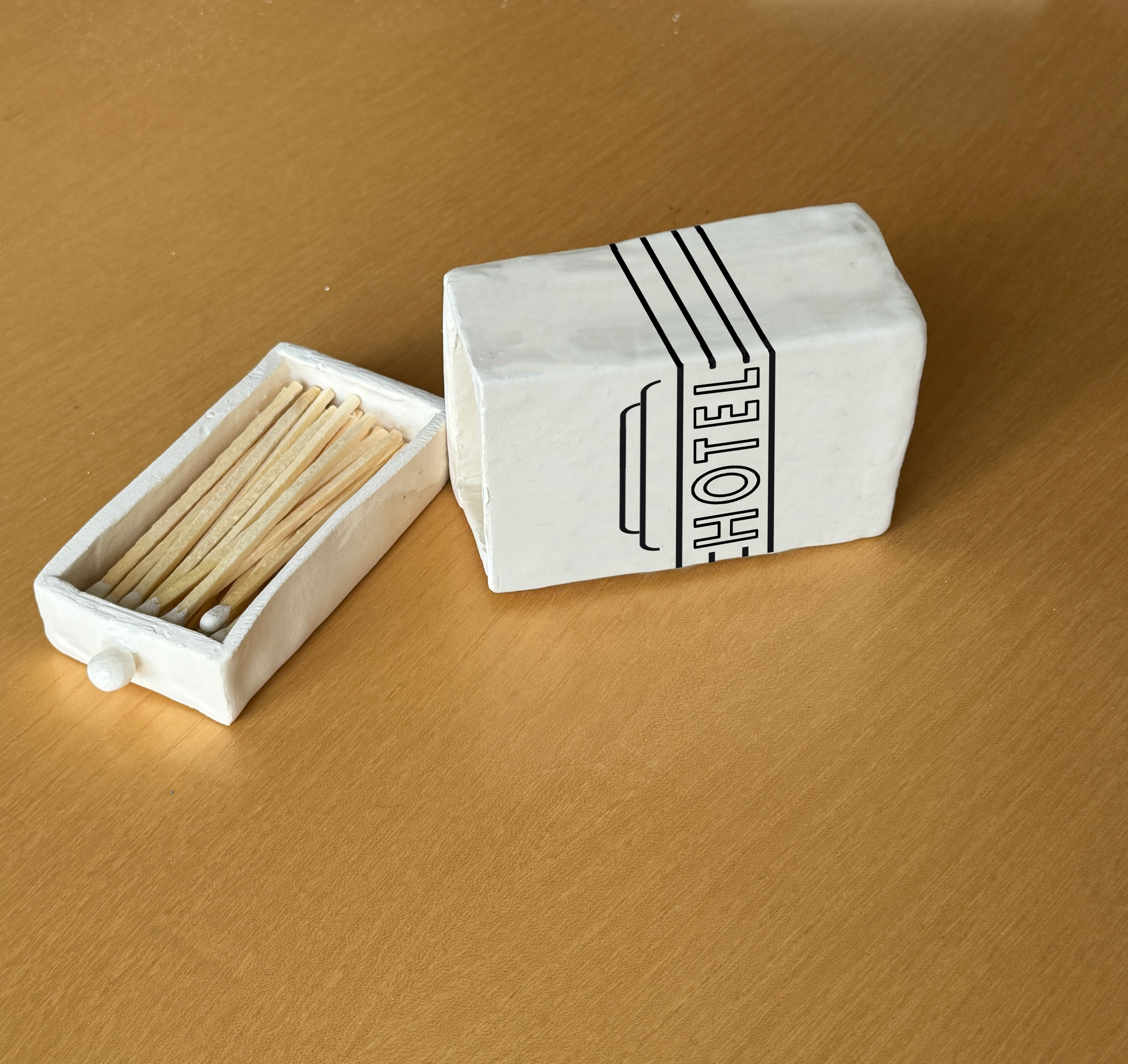 white mini renderings ROXY.png