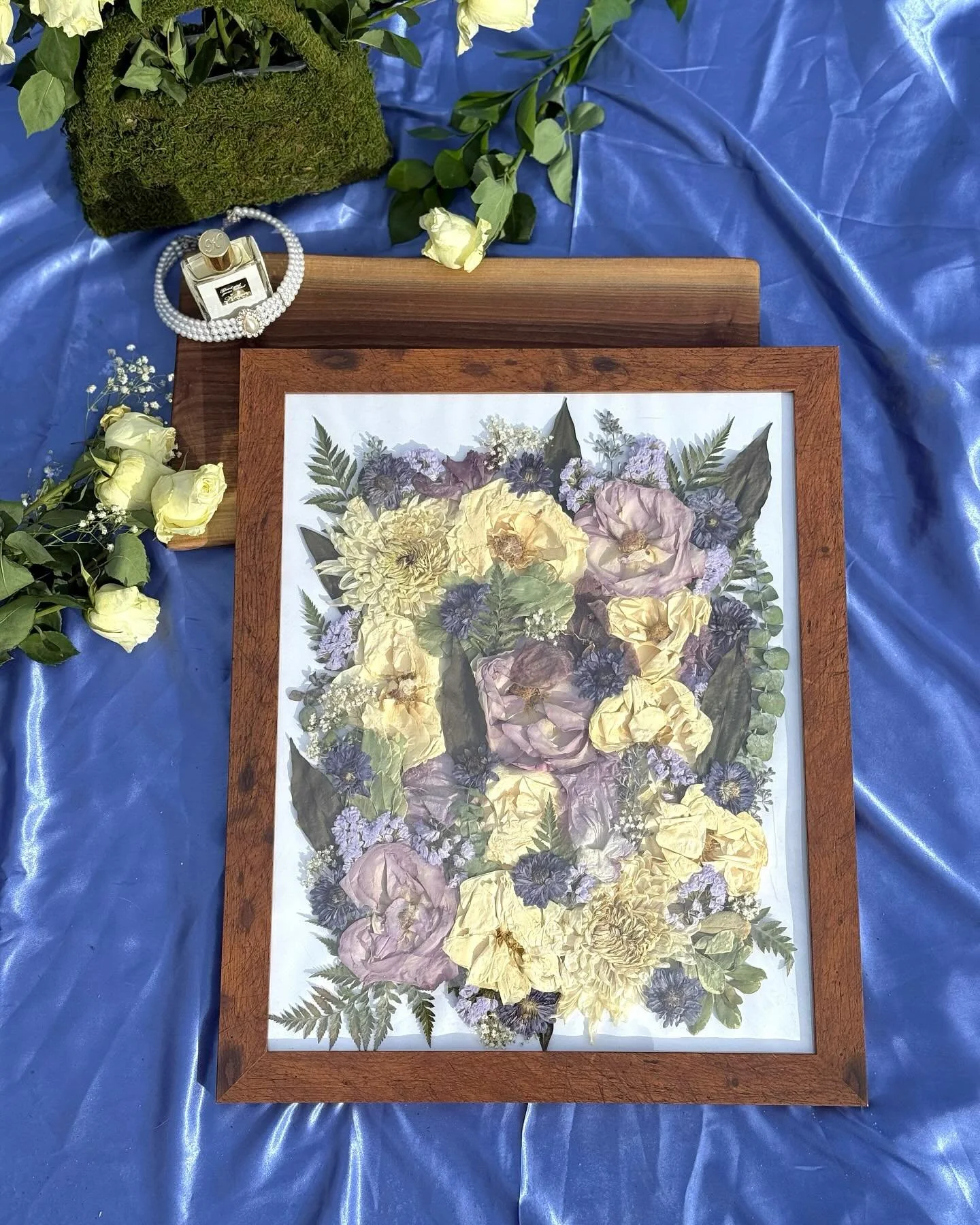 From &lsquo;Yes&rsquo; to forever , preserving the moment you&rsquo;ll always remember 💜 

This stunning 16x20&rdquo; pressed floral frame features an engagement bouquet, carefully preserved to capture the love and excitement of that once in a lifet