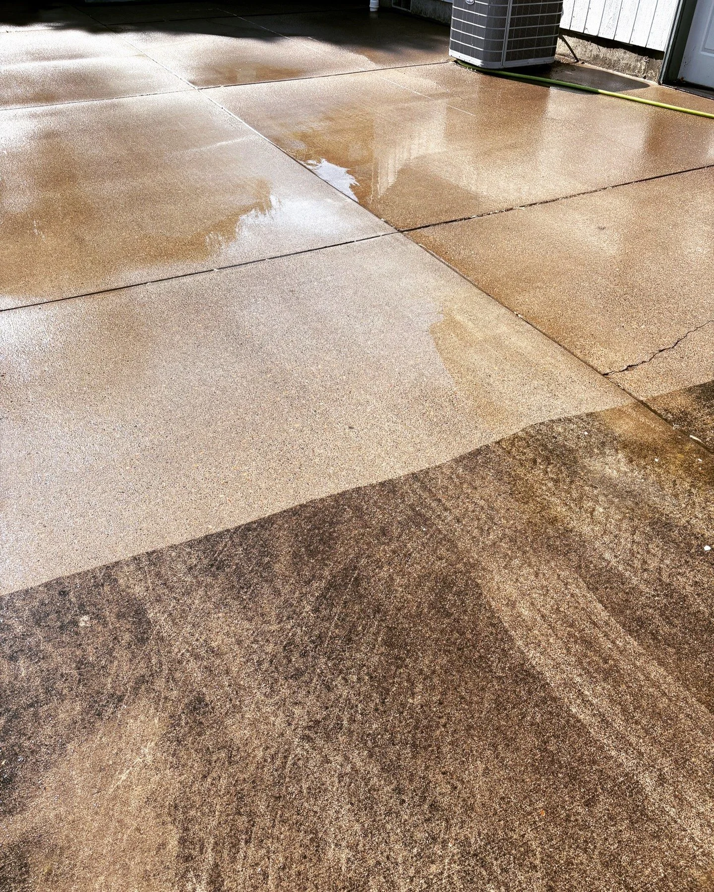 Sometimes you don't realize how dirty things are until you start working. #pressurewashing #cleaningmotivation #oregon