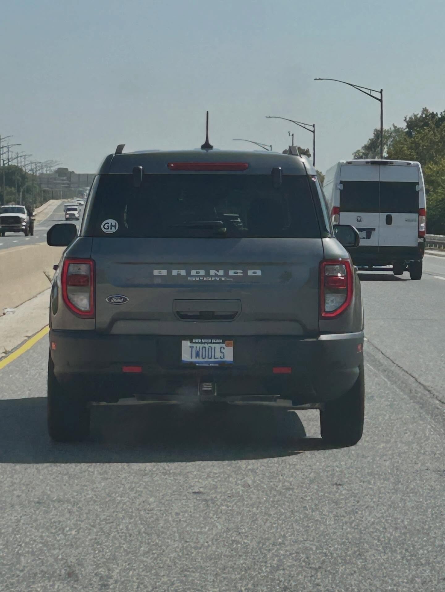 Goodbye summer I loved u best I could
Hello from somewhere in ny state 

In and out to tell u about my offering for the ur mom records hq 2025 end of season affair 
So looking forward to hearing @jobie1111 @may5asings &amp; @winefredrtmusic &mdash; a