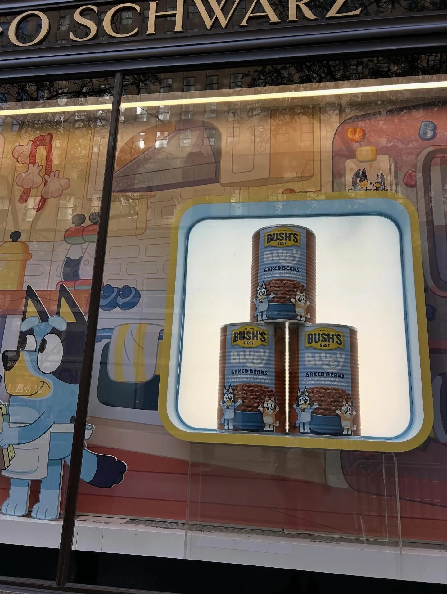 Hello from almost the end of my road trip-research-vacation Frankenstein 
You will hear all about it I&rsquo;m sure

You can further interrogate me at the closing event of our backyard season 10/17 w/ @jobie1111 @may5asings &amp; @winefredrtmusic 

A