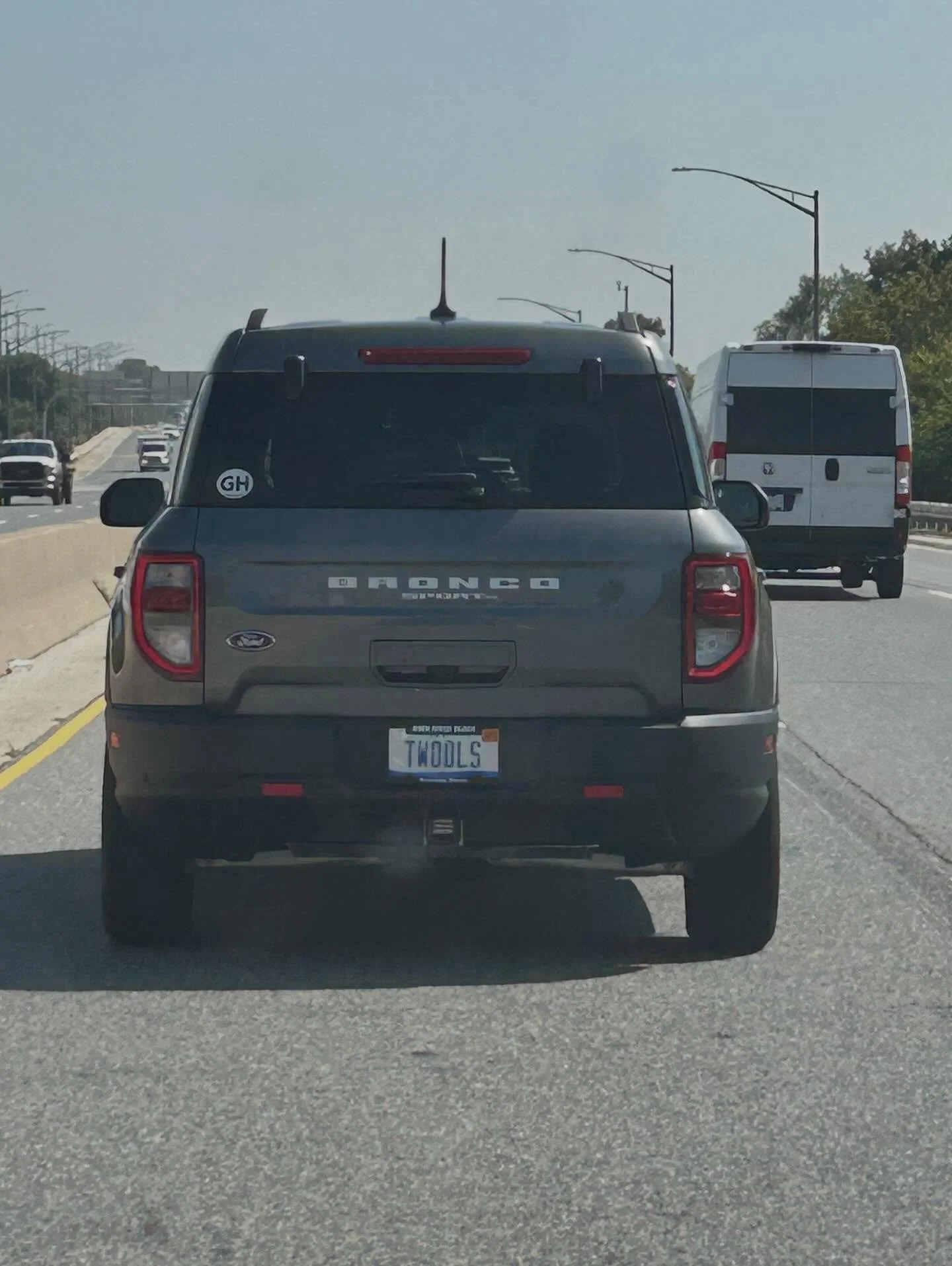 Goodbye summer I loved u best I could
Hello from somewhere in ny state 

In and out to tell u about my offering for the ur mom records hq 2025 end of season affair 
So looking forward to hearing @jobie1111 @may5asings &amp; @winefredrtmusic &mdash; a