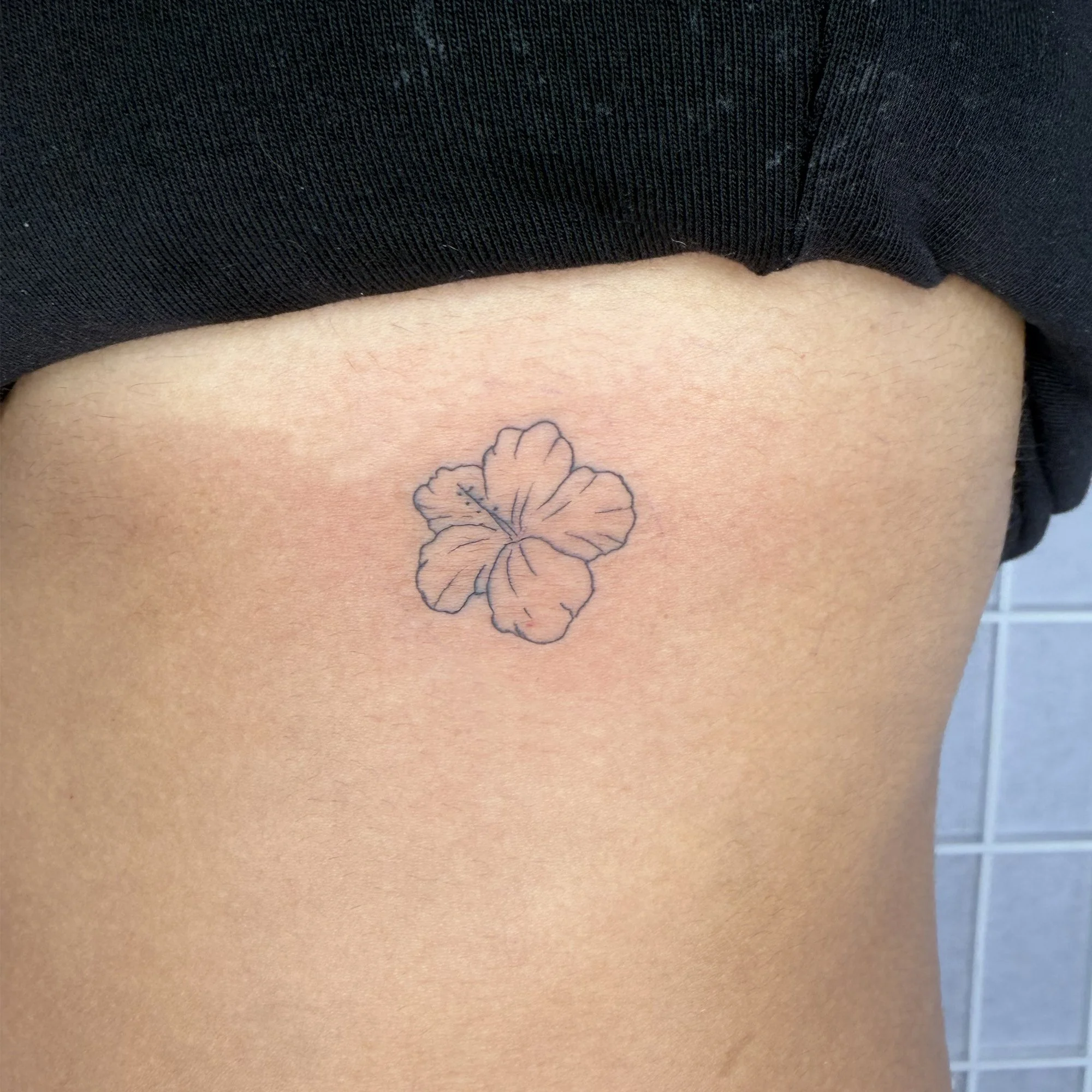 Fineline-pinterest-hibiscus-tattoo.jpg