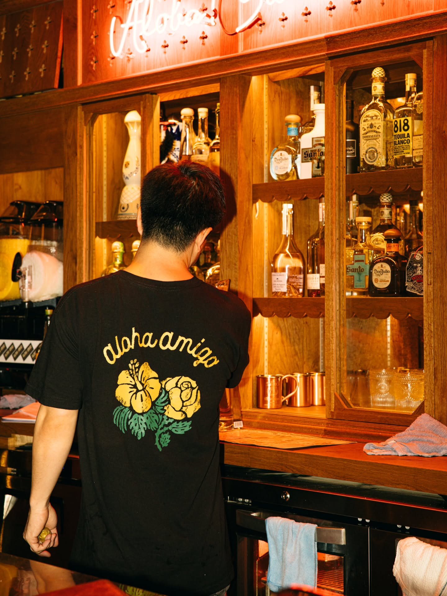$3 tequila shots at 7pm AND 9pm... because one Tequila Time just isn&rsquo;t enough!

Only at Aloha Amigo! 🌵🥃

#alohaamigo #islandmexicancantina #tequilatime #waikikieats #alohafriday #zetton