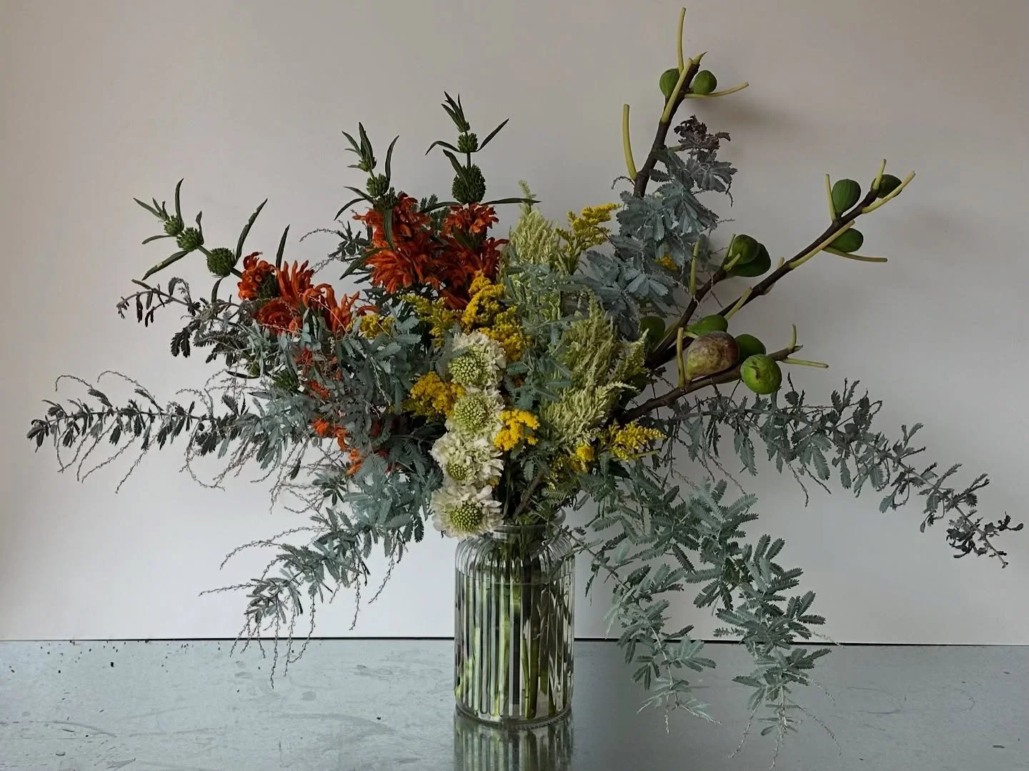 Choose your fighter: vase or wrapped