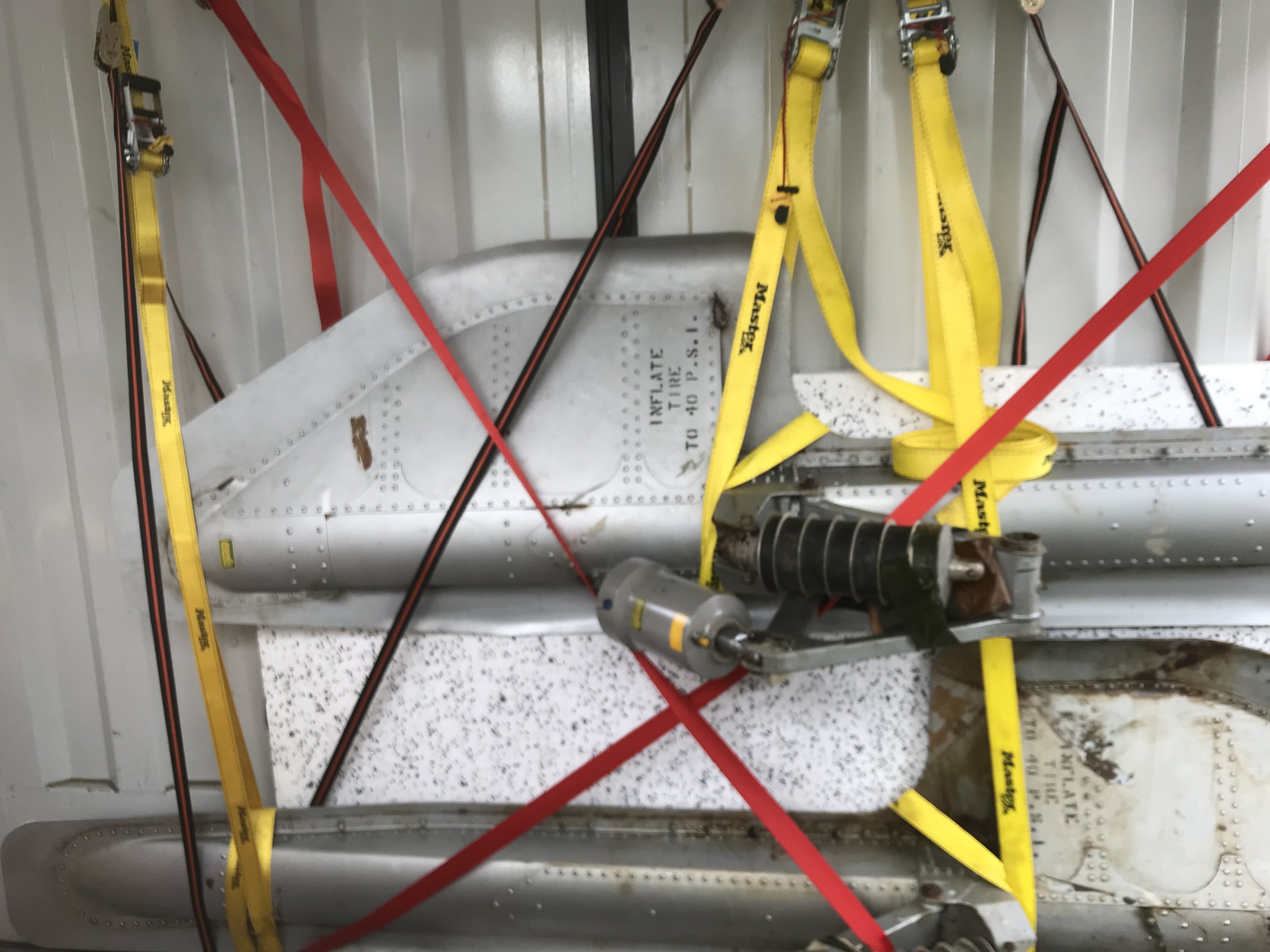 FOR SALE: deHavilland Beaver wheel-skis for dehavilland Beaver or dehavilland turbo beaver