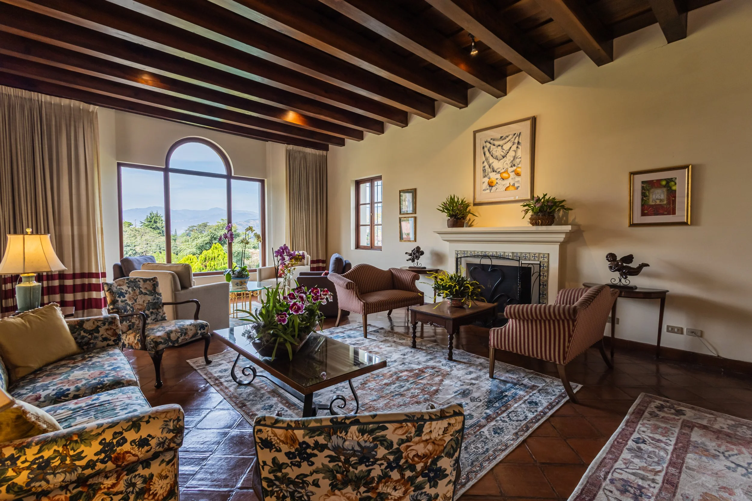 Casa Agua y Fuego - Living Room