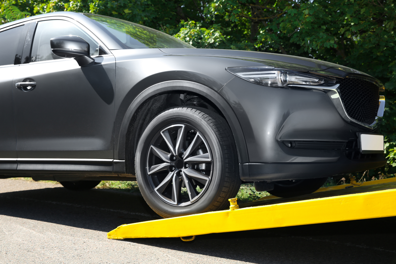 How to Ensure Safe Long-Distance Towing of Classic and Luxury Cars