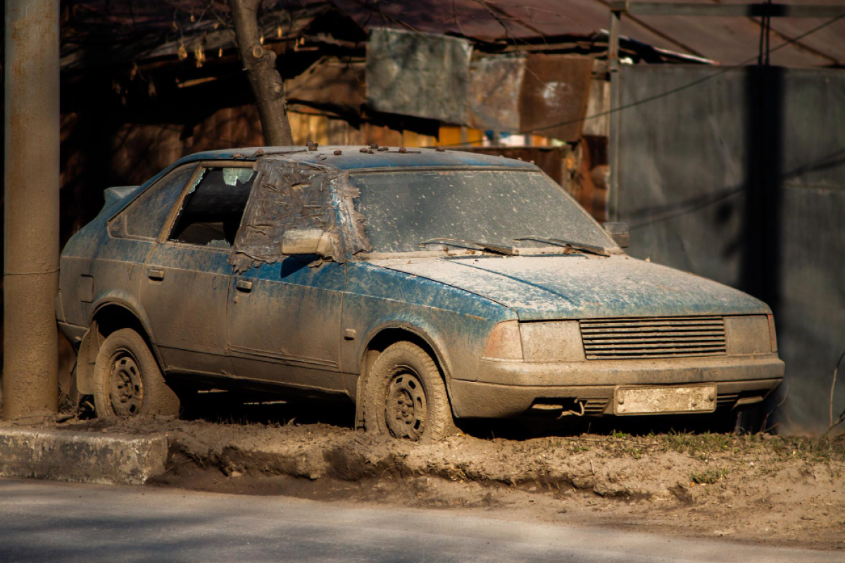 The Environmental Benefits of Proper Junk Car Removal in Fresno