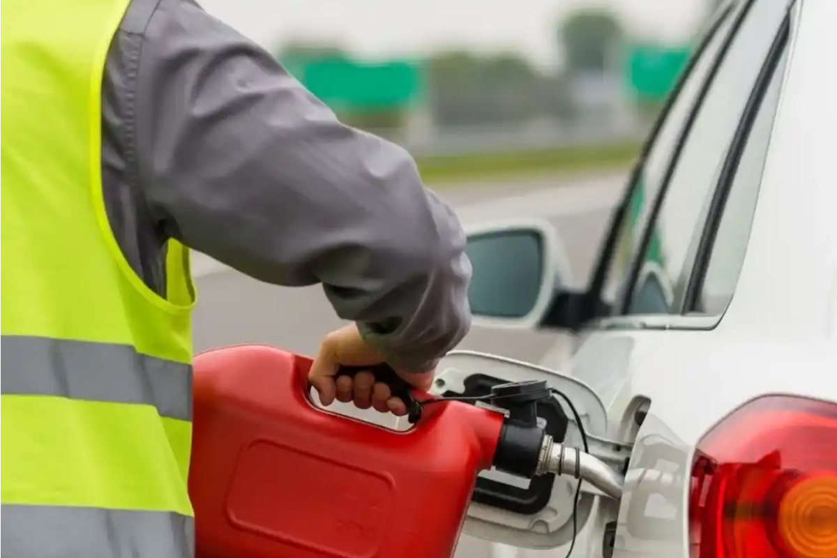 The Most Common Reasons Drivers Call for Fuel Delivery Services in Fresno