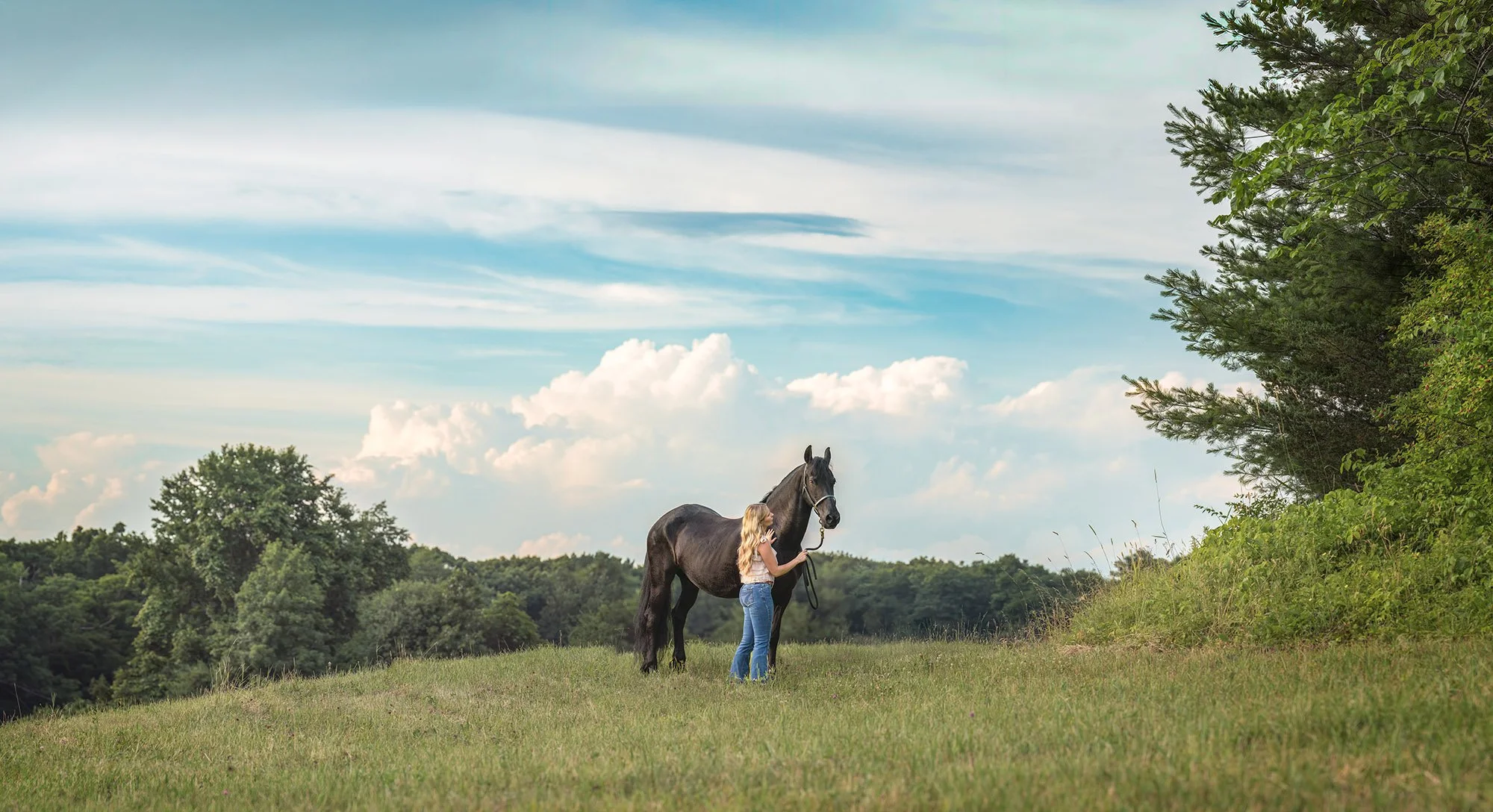 Savannah  Sophie-09058-Edit.jpg
