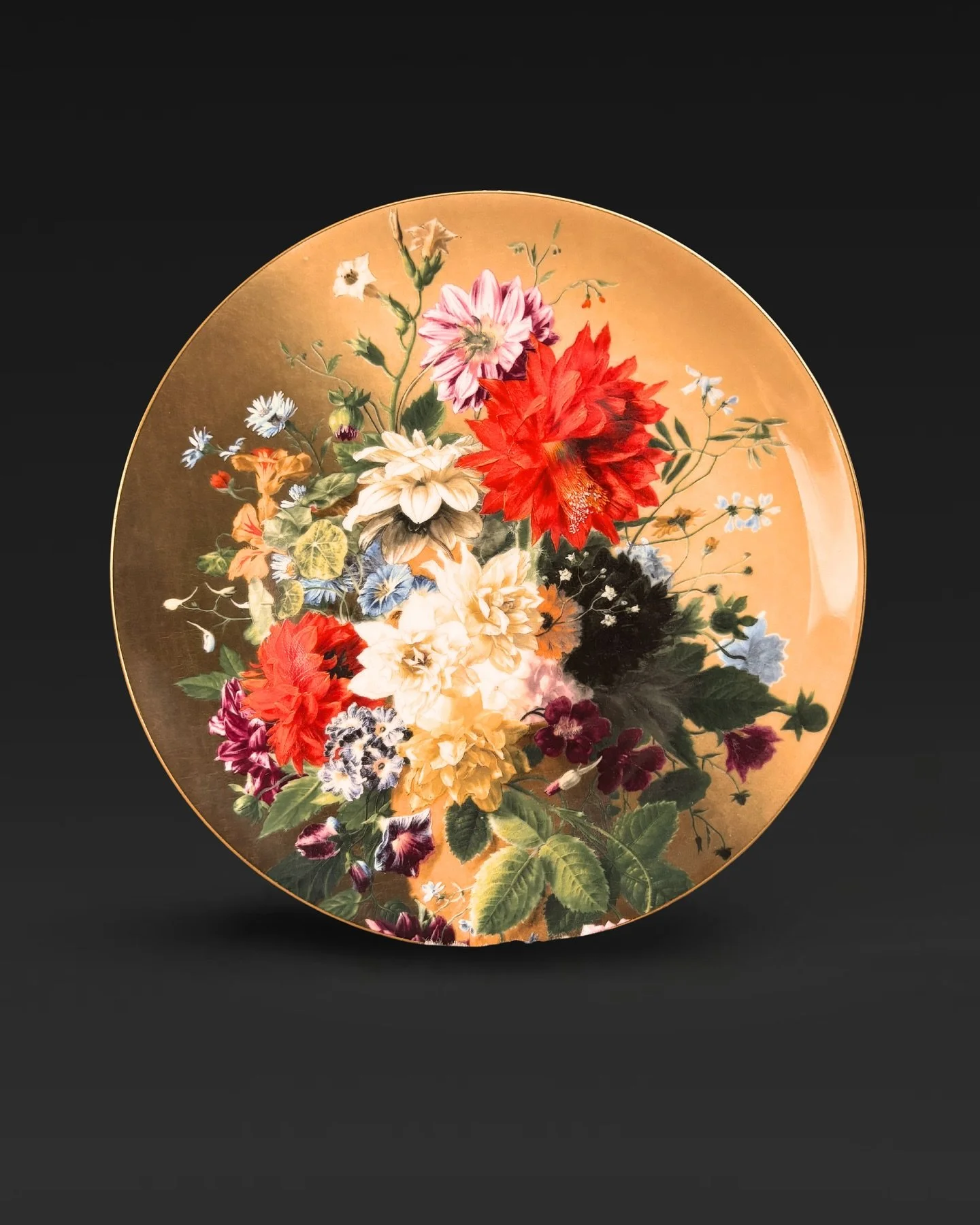 Rare Limited Edition Wedgwood Floral Plate
 
Introducing &ldquo;Summer Composition&rdquo; by Arnoldus Bloemers &ndash; a stunning limited-edition Wedgwood bone china plate, handcrafted in England and part of the Great Floral Painters of the 19th Cent