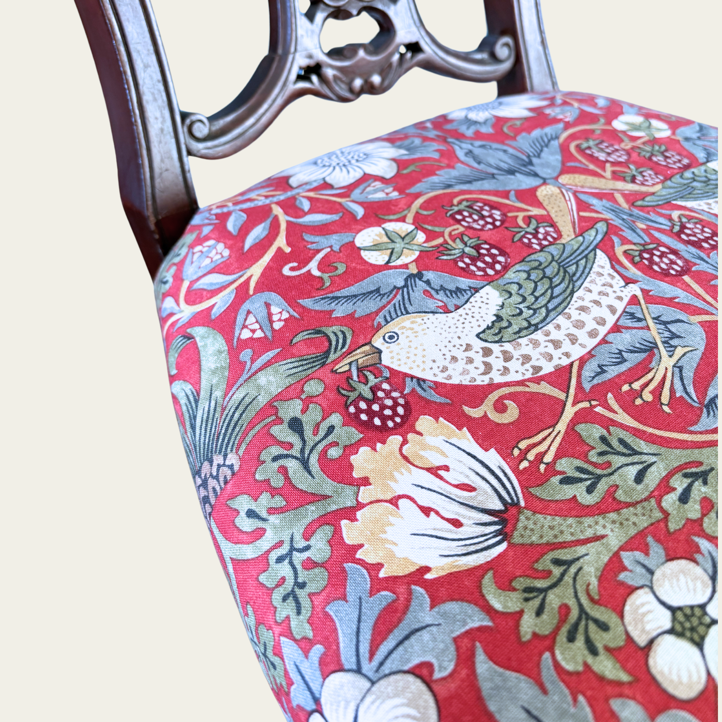 1East_and_West_Interiors_Vintage_Victorian_William_Morris_Chair.png
