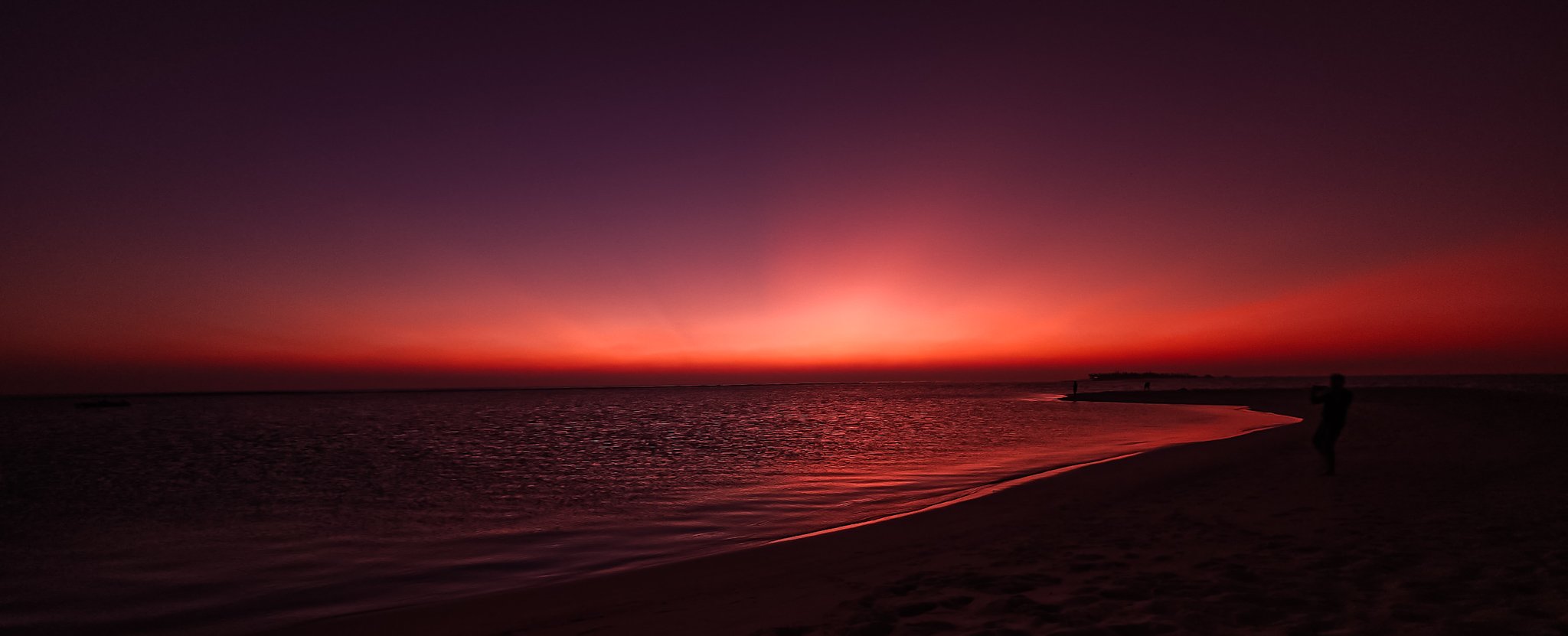 Sunset over the water, Fenfushi