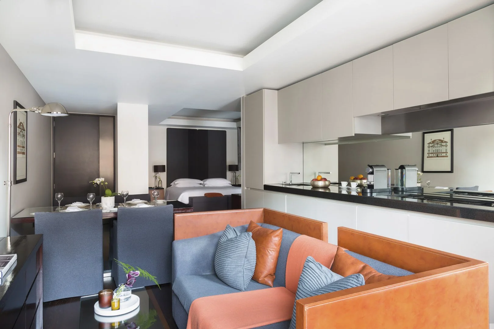 mayfair-suites-studio-deluxe-8.jpg