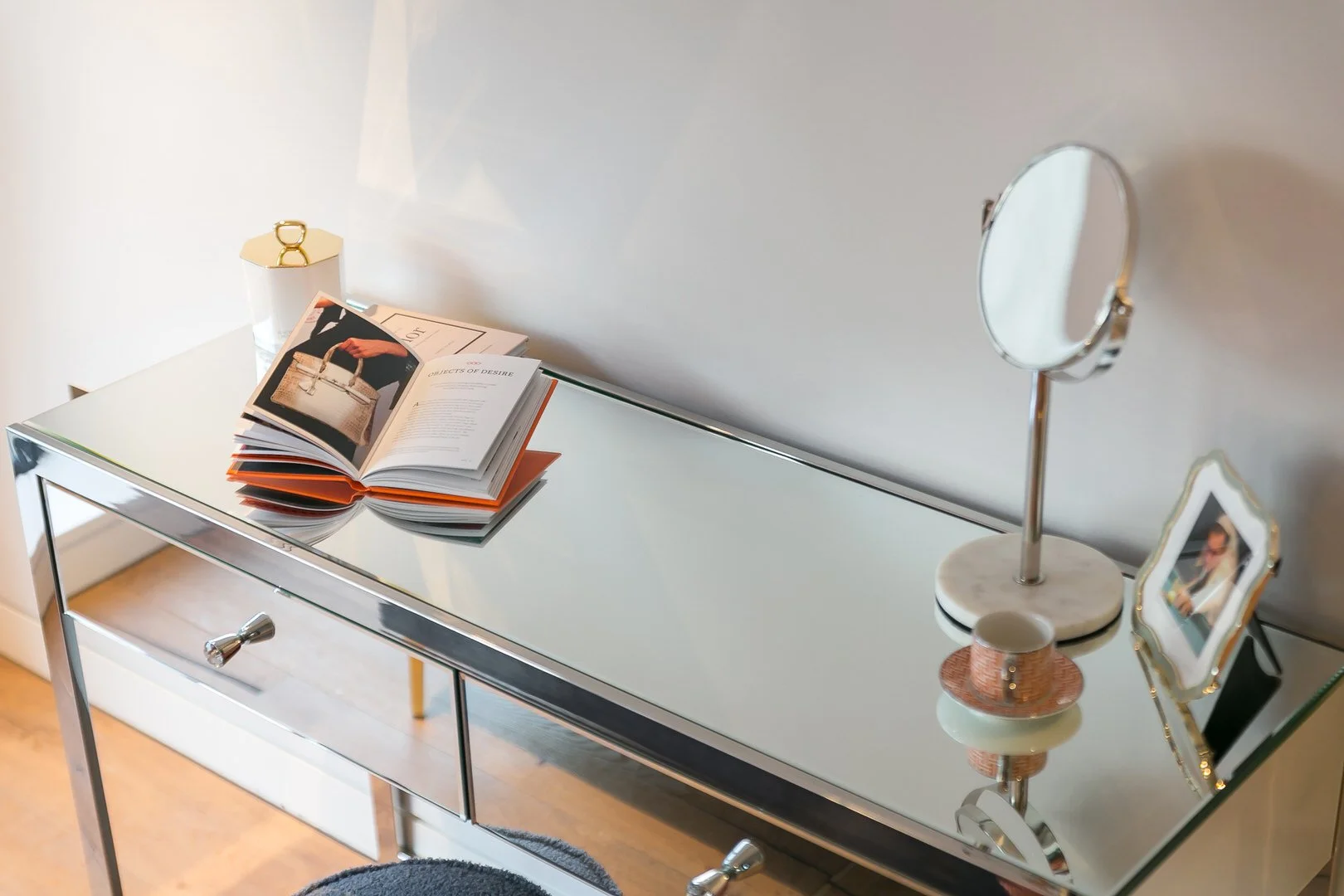 clink-residences-2bed-3.jpg
