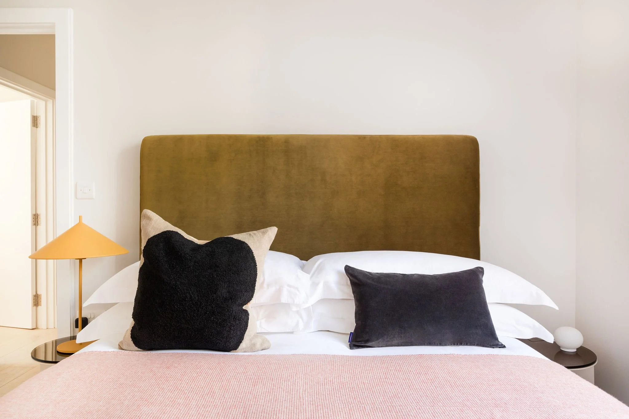 hinde-st-residences-2bed-3.jpg