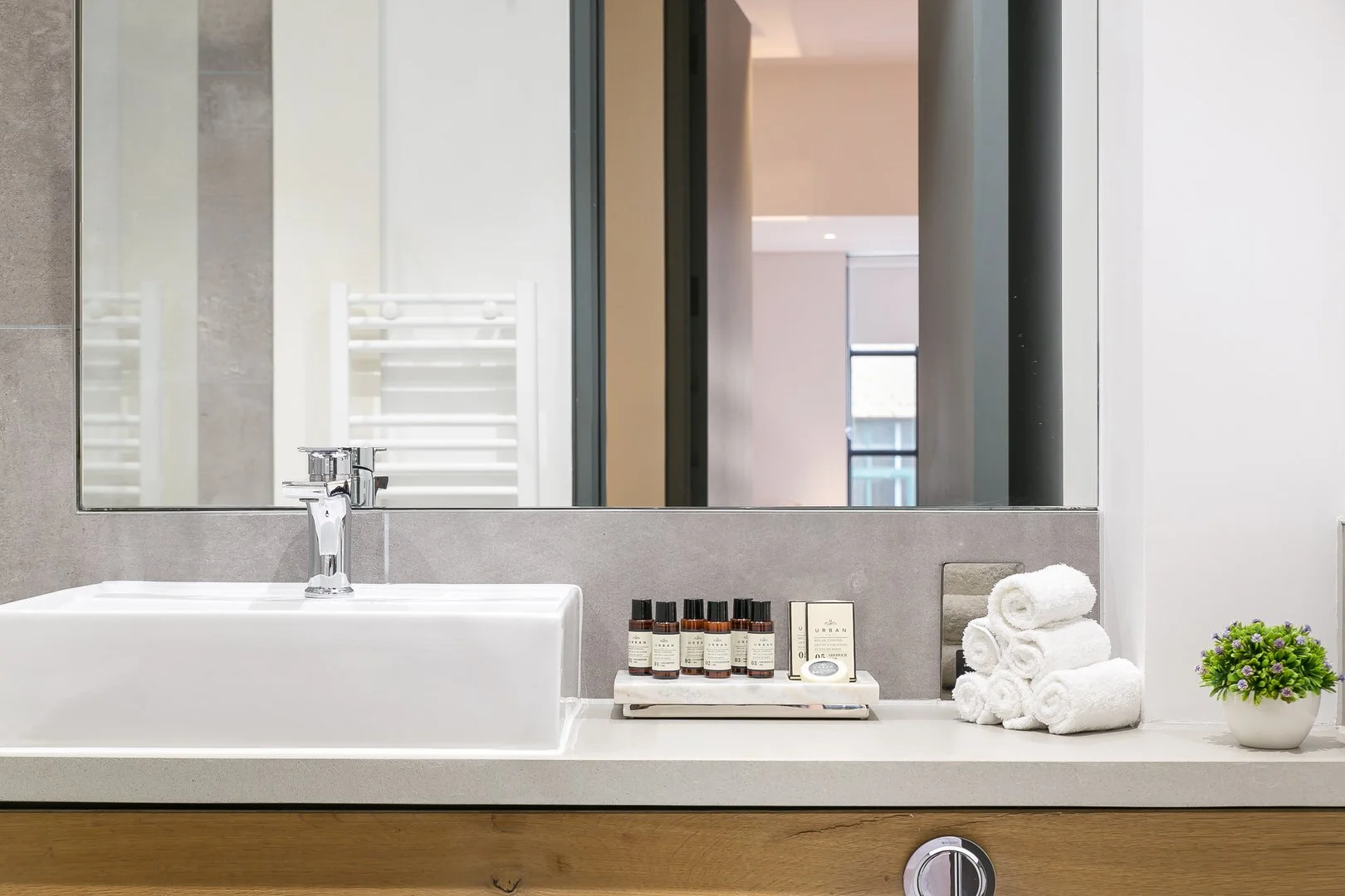clink-residences-2bed-1.jpg